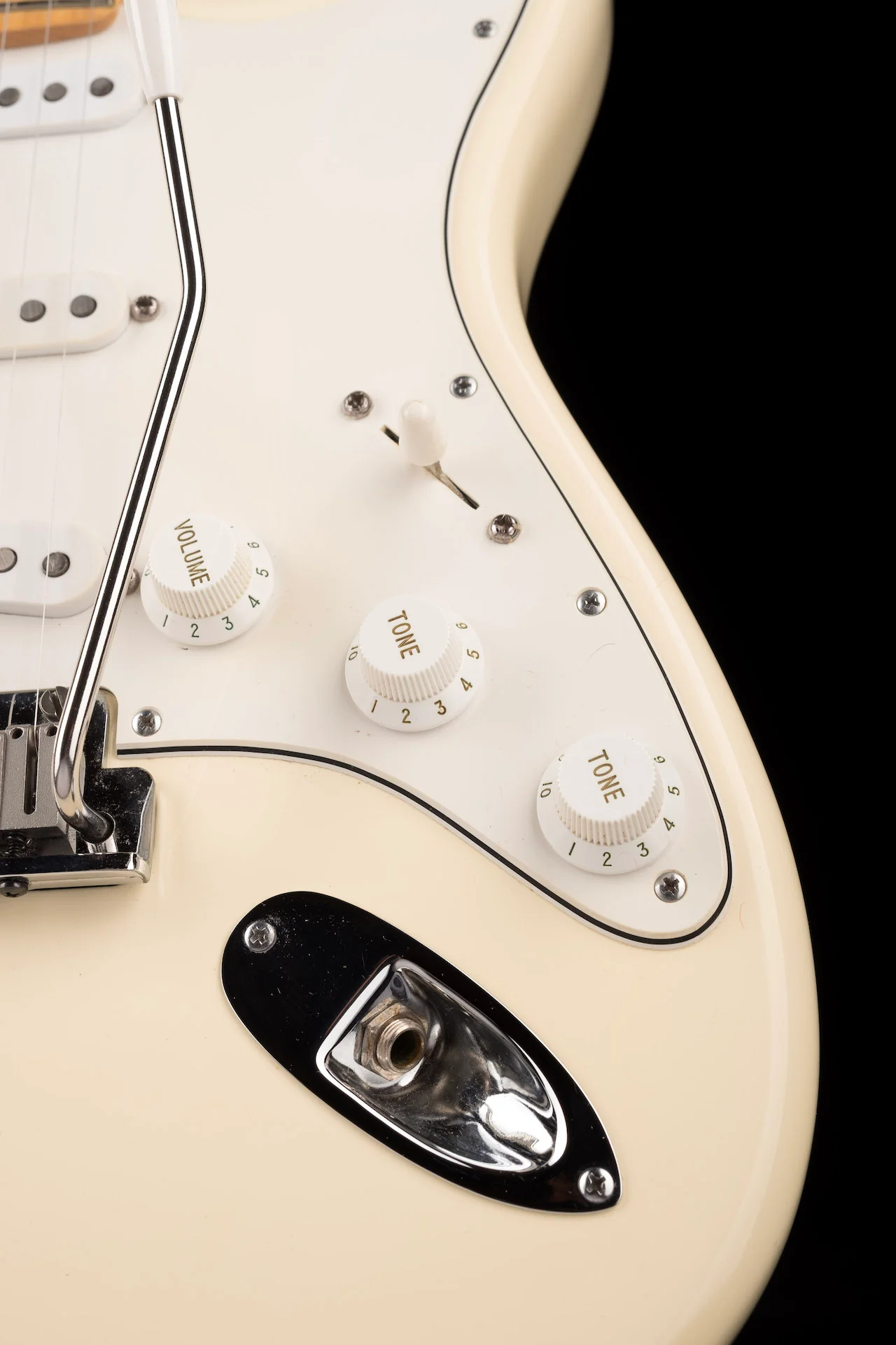 Pre Owned 1995 Fender Stratocaster American Standard Vintage White - MN N538957 - Image 8