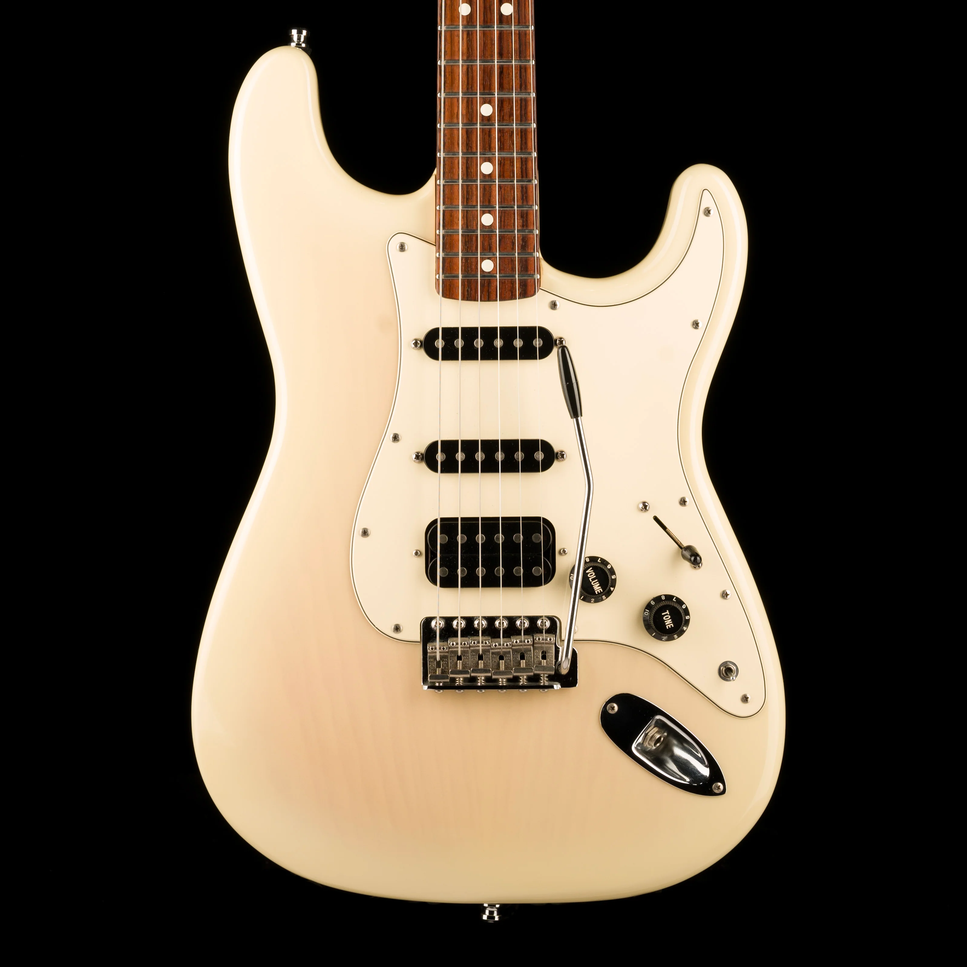 Pre Owned 1995 Fender Stratocaster Special HSS White Blonde With Flight Case