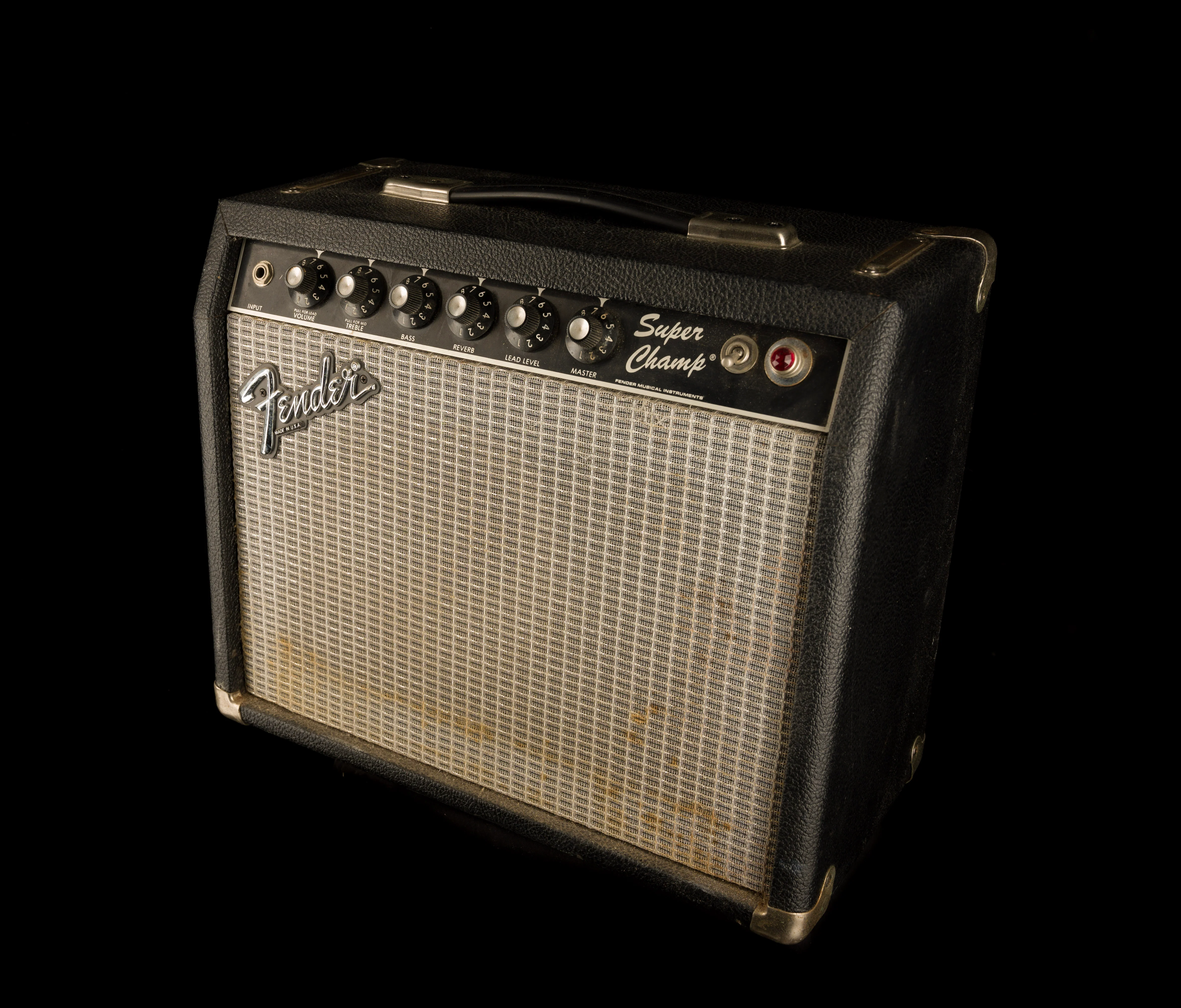 Pre Owned 1995 Fender Super Champ Black Guitar Amp Combo - Image 2