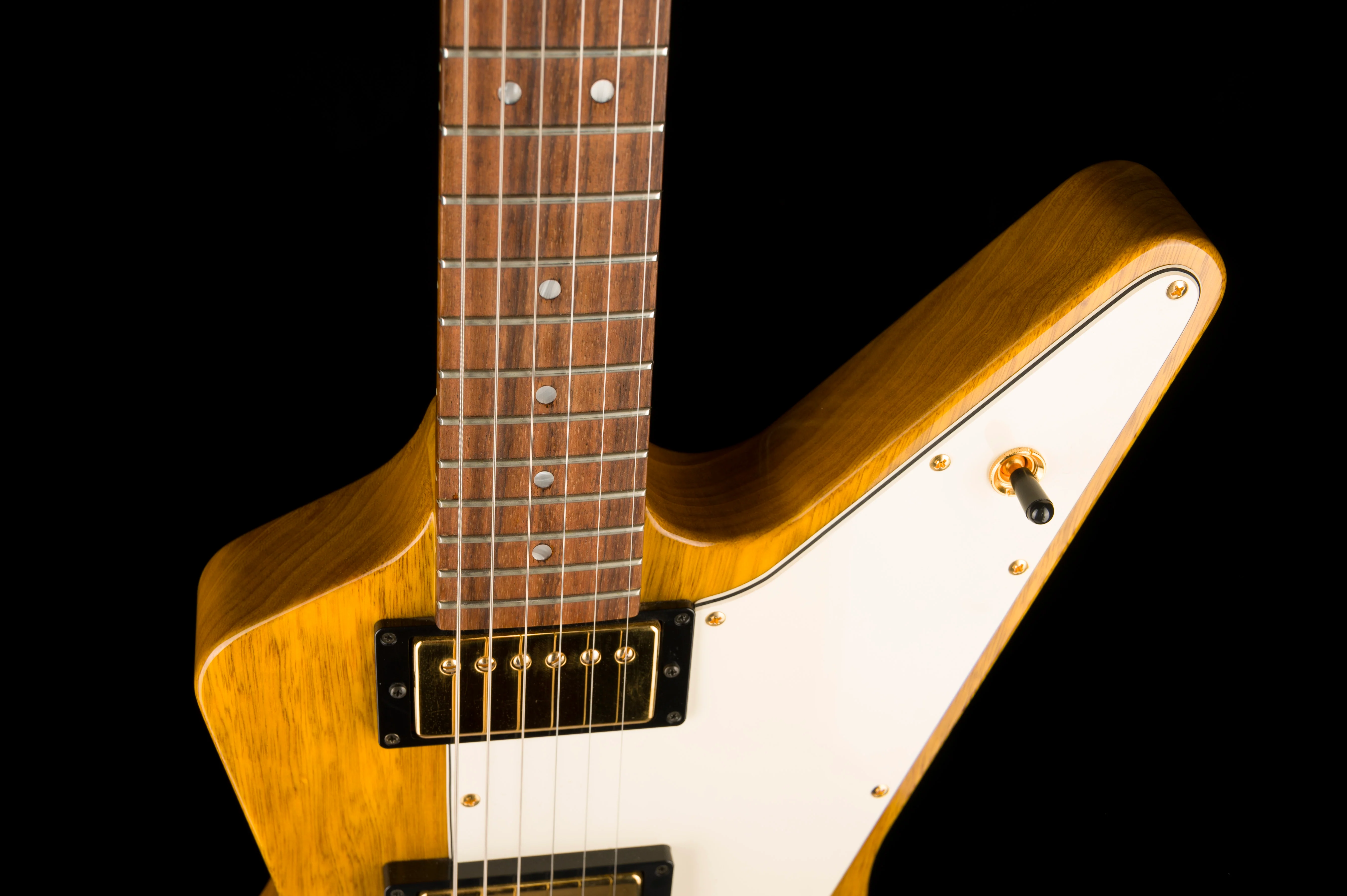 Pre Owned 1995 Hamer Limited Edition Standard Korina with OHSC - Image 3