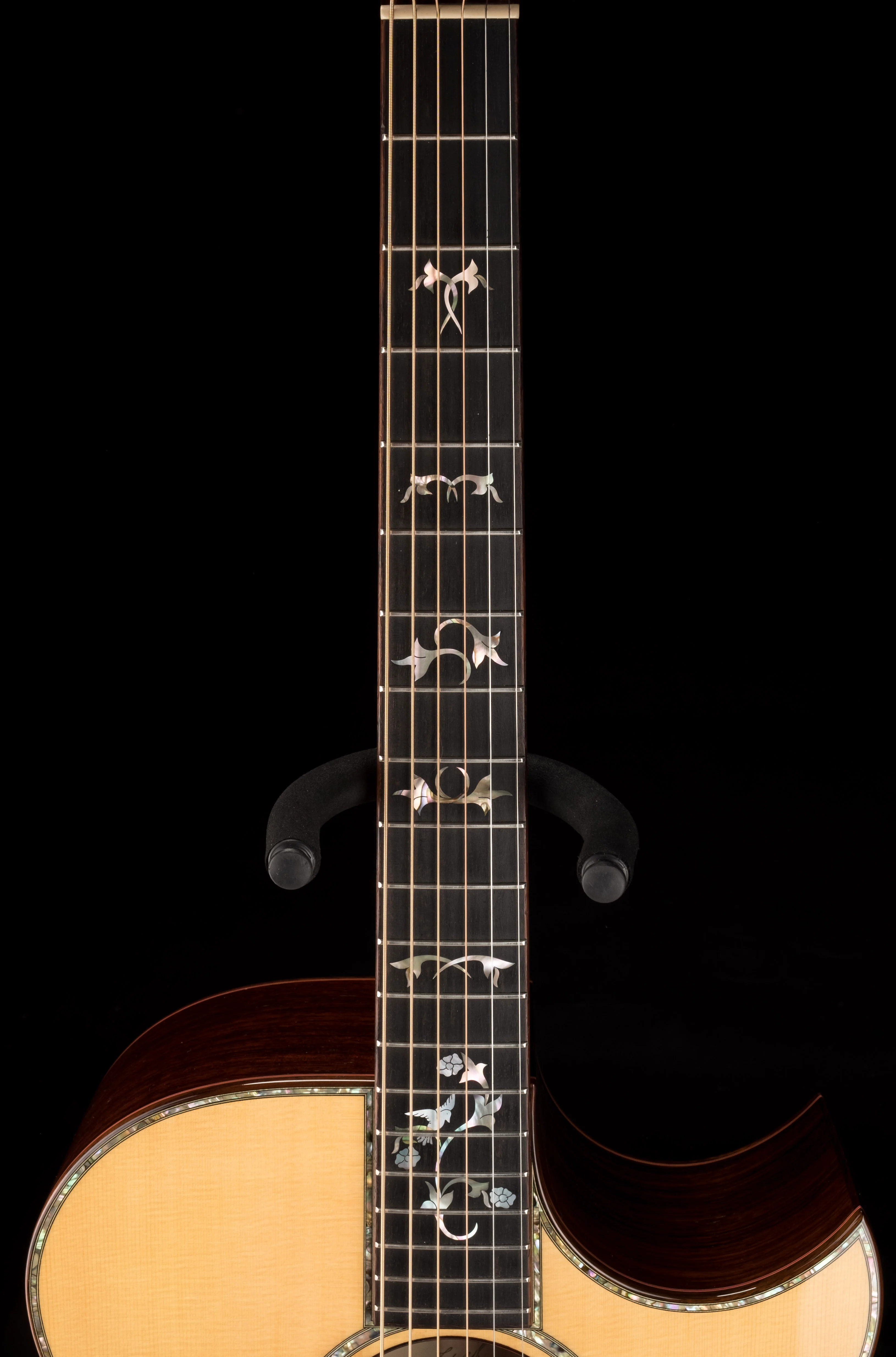 Pre Owned 1999 Taylor 915C Acoustic Guitar With Case - Image 11