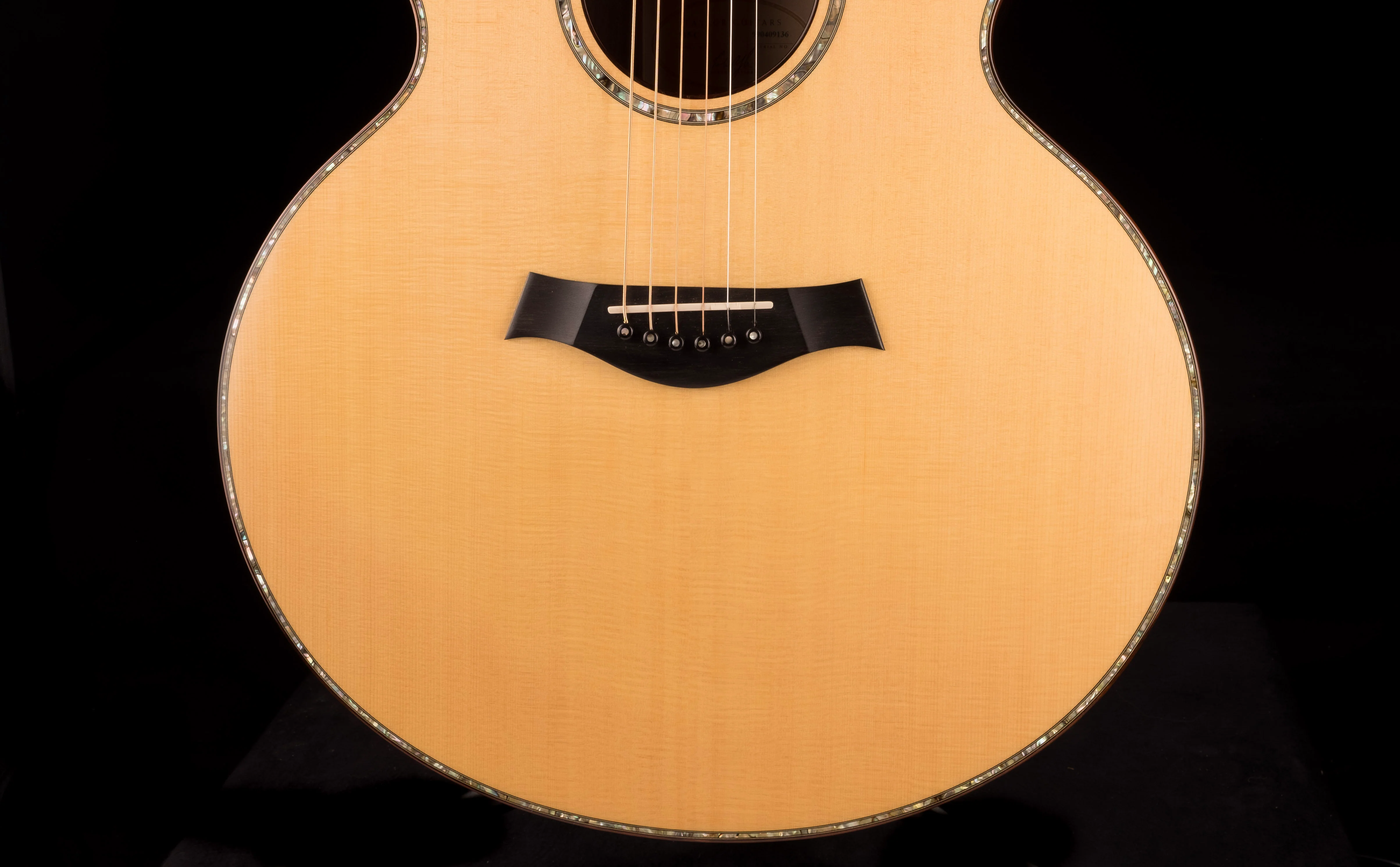 Pre Owned 1999 Taylor 915C Acoustic Guitar With Case - Image 5