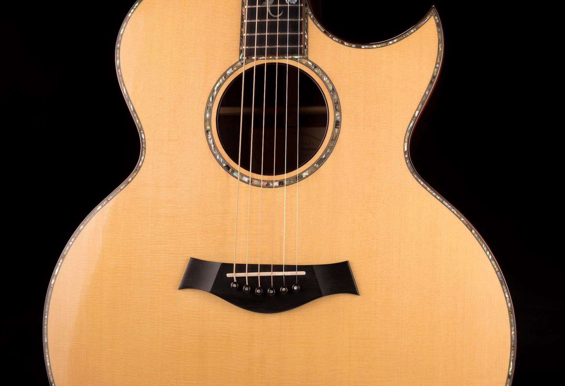 Pre Owned 1999 Taylor 915C Acoustic Guitar With Case - Image 6