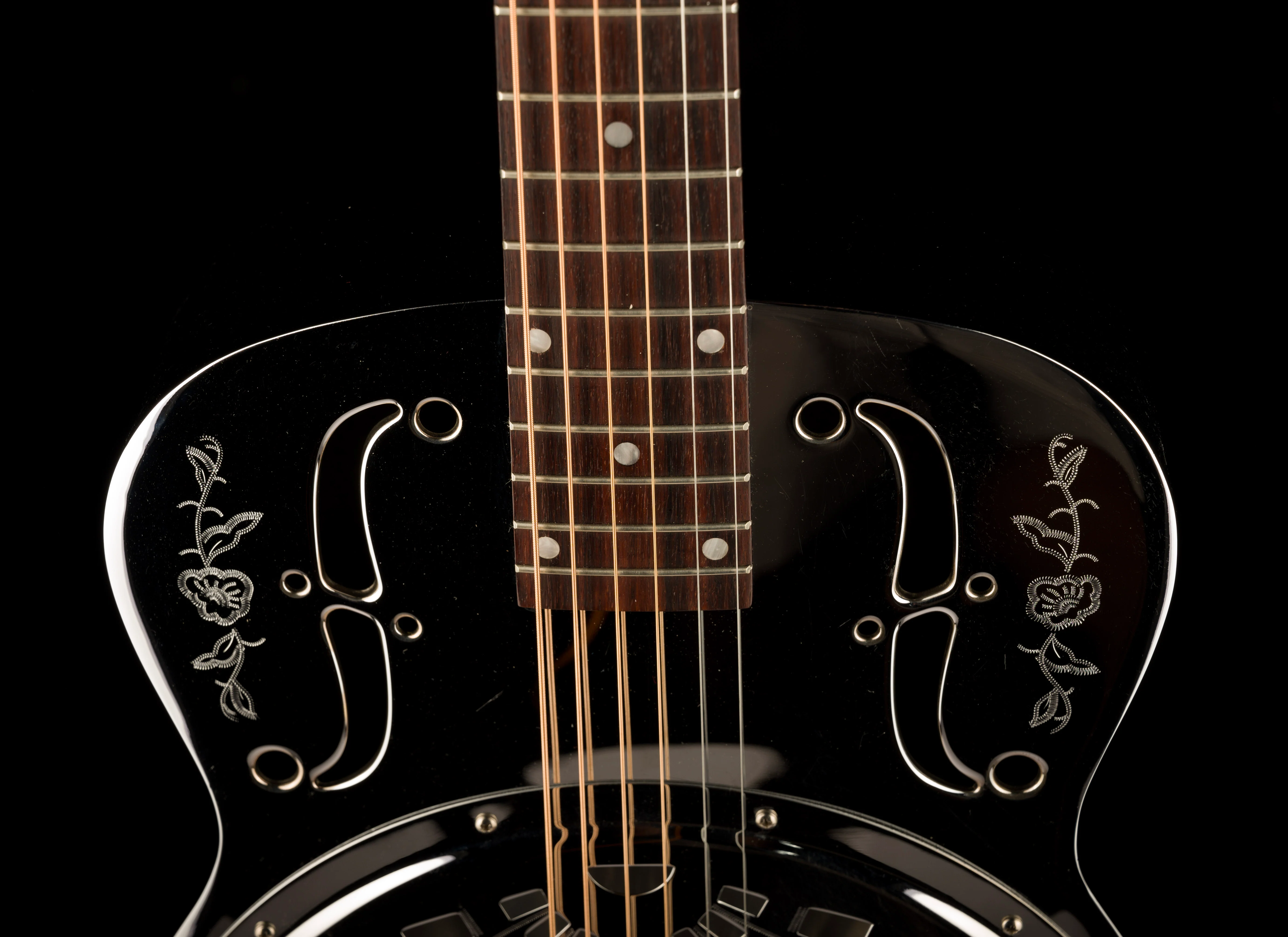 Pre Owned 1996 Dobro DM 36 "Rose" Model Chrome Resonator With Gig Bag - Image 4