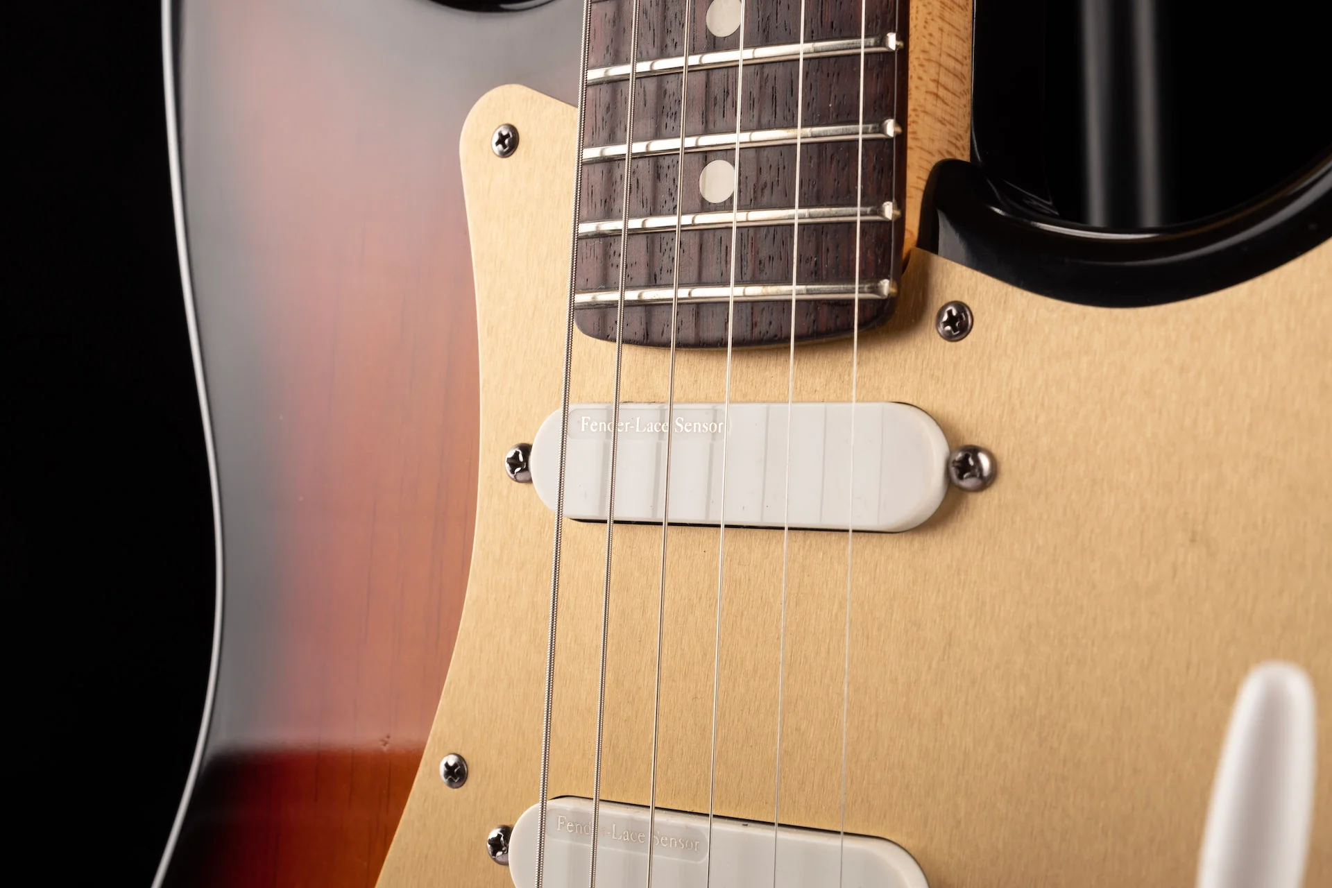 Pre Owned 1996 Fender 50th Anniversary Stratocaster Plus 3-Tone Sunburst with Case - Image 5