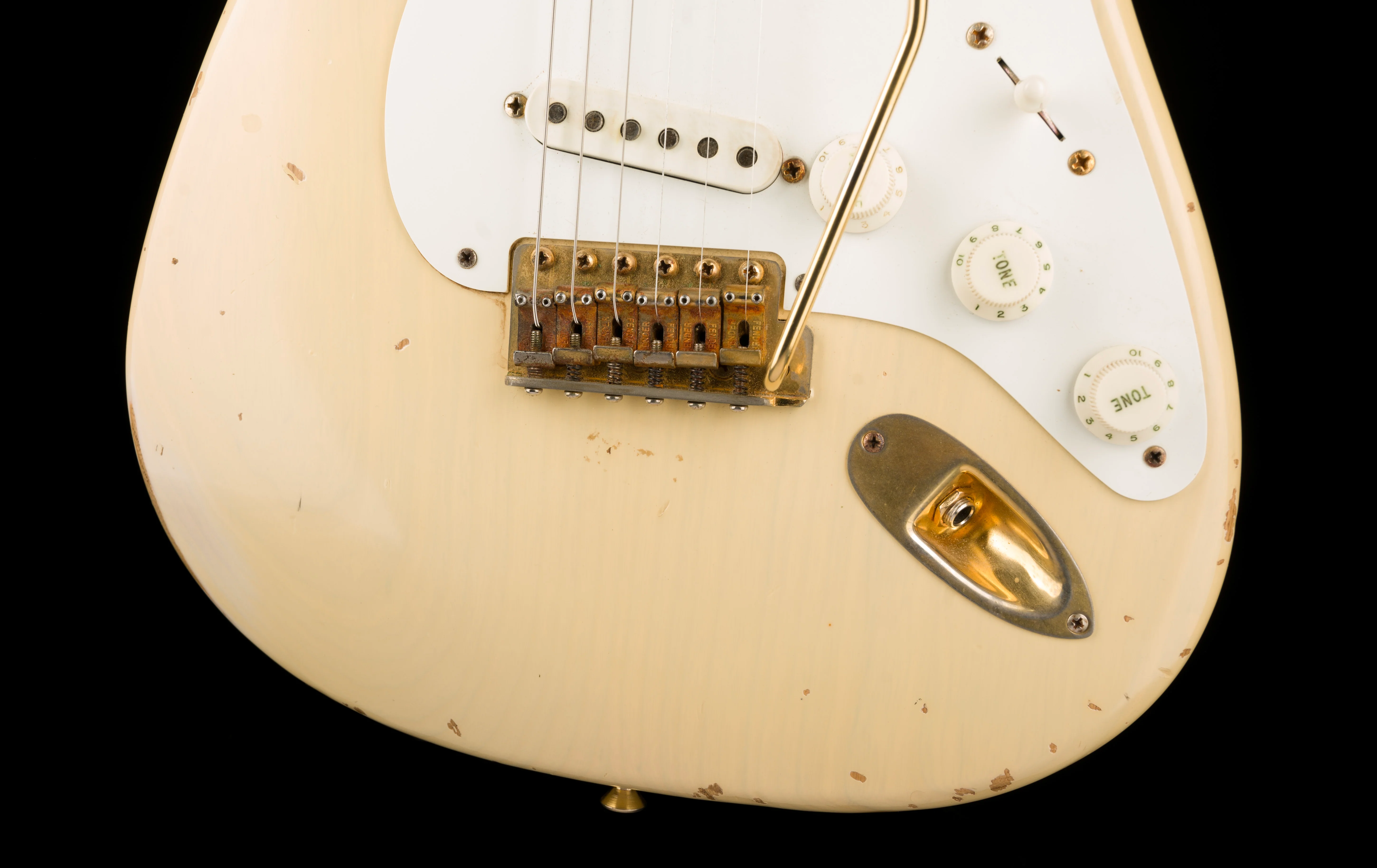 Pre Owned 1996 Fender Custom Shop Vince Cunetto Relic 50s Stratocaster Blonde with OHSC - Image 5