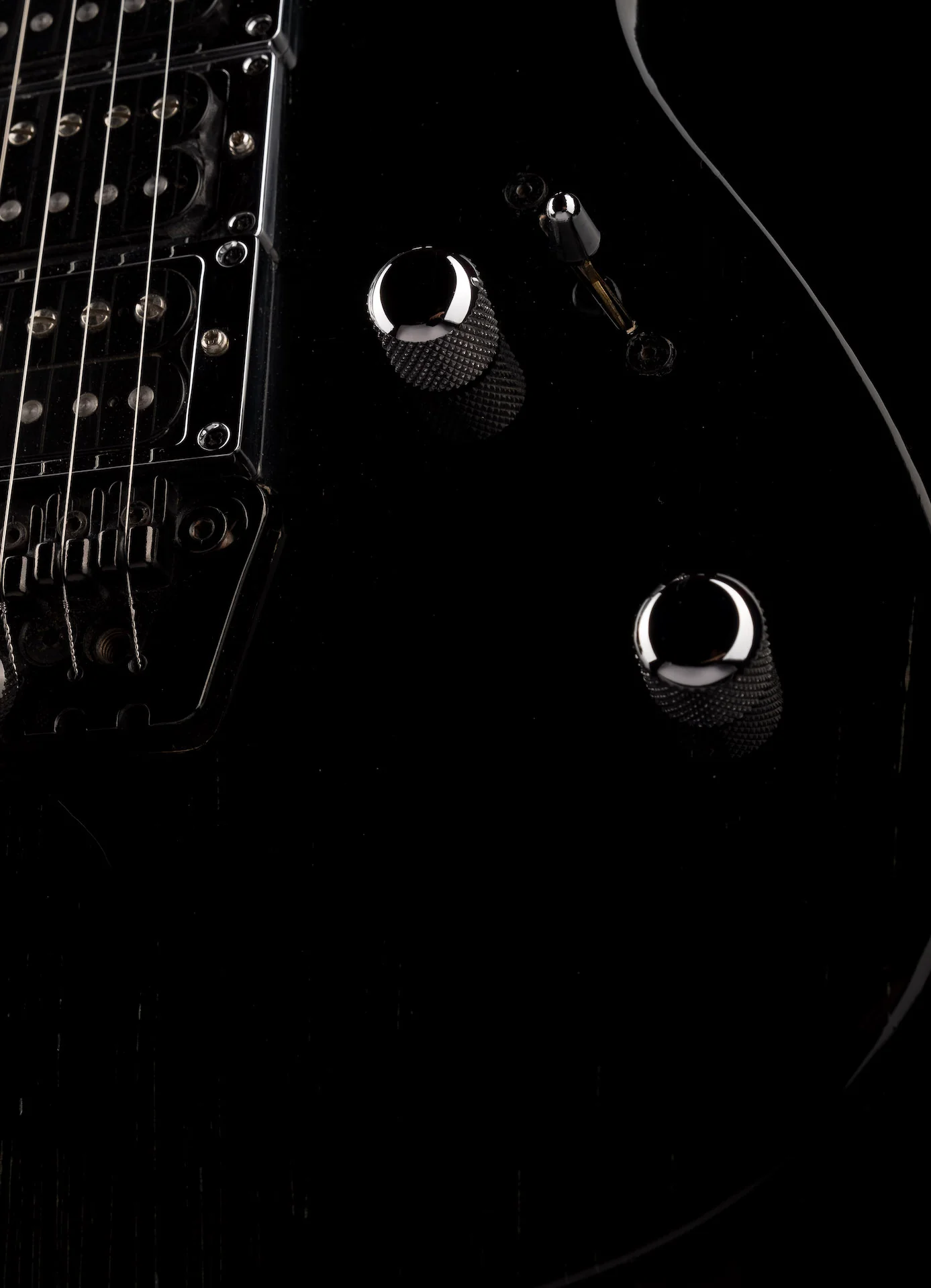 Pre Owned 1996 Gibson M-III Black With Gig Bag - Image 8