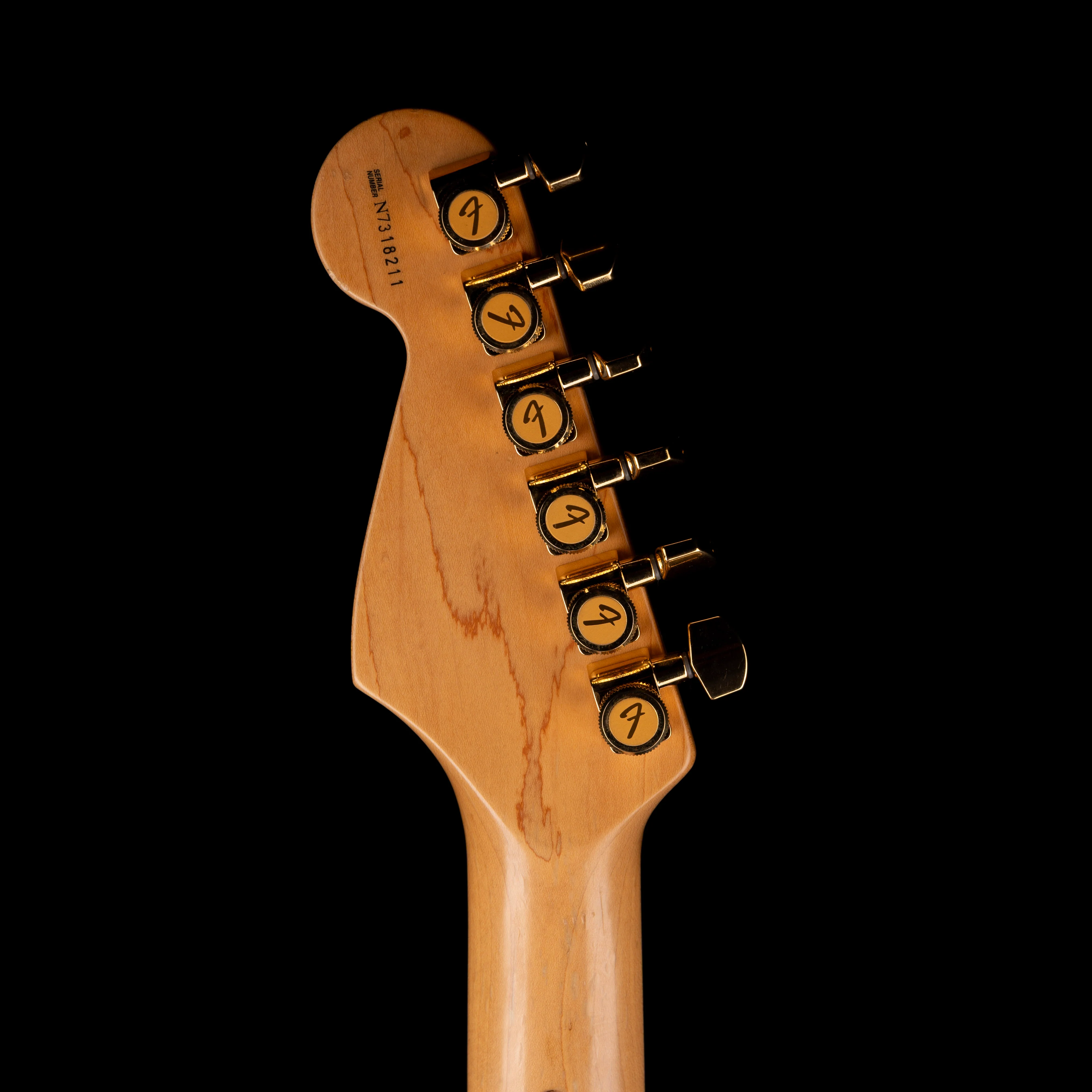 Pre Owned 1997 Fender American Standard Stratocaster Candy Apple Red With OHSC - Image 13