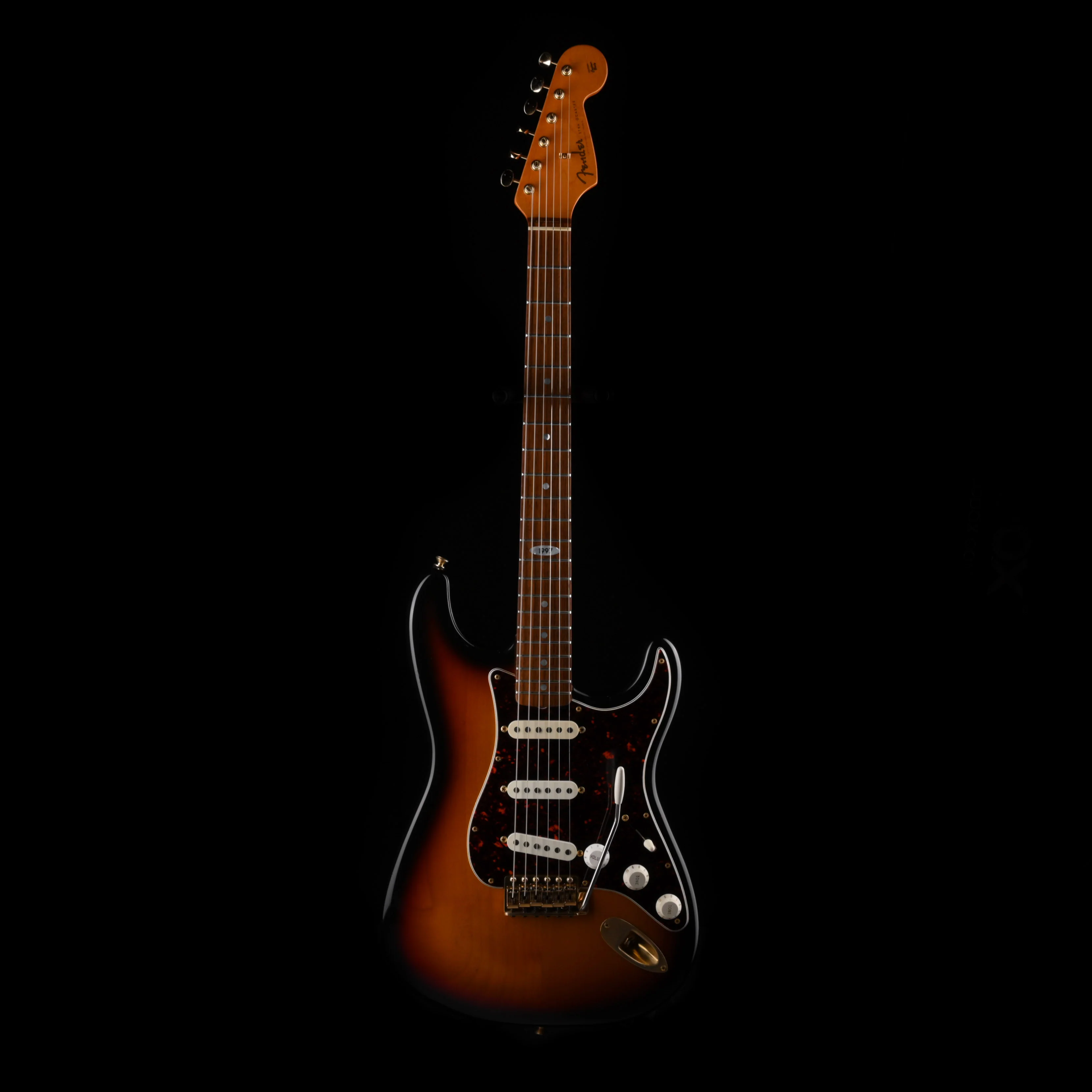 Pre Owned 1997 Fender Stratocaster Collector's Edition 3-Tone Sunburst  #1661 of 1997 With OHSC - Image 2