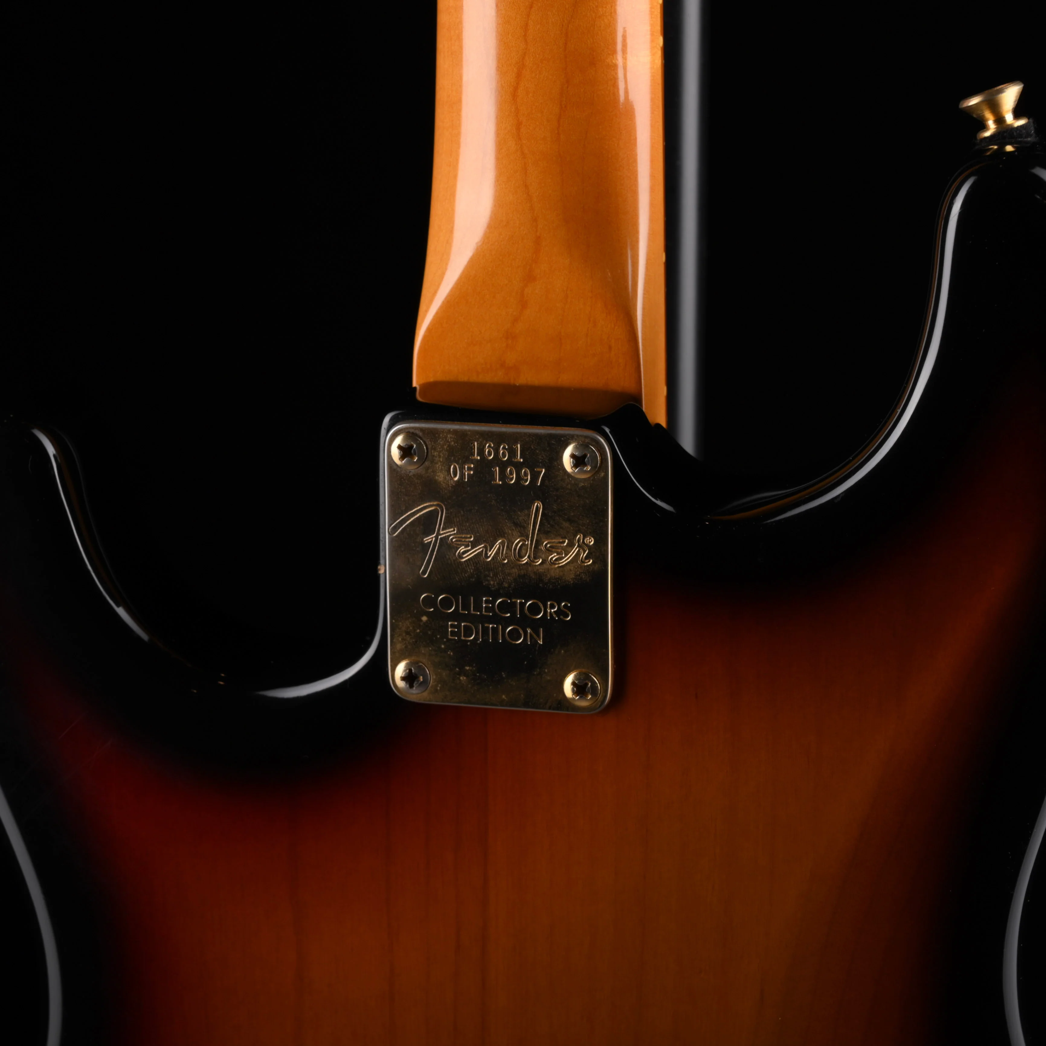 Pre Owned 1997 Fender Stratocaster Collector's Edition 3-Tone Sunburst  #1661 of 1997 With OHSC - Image 8