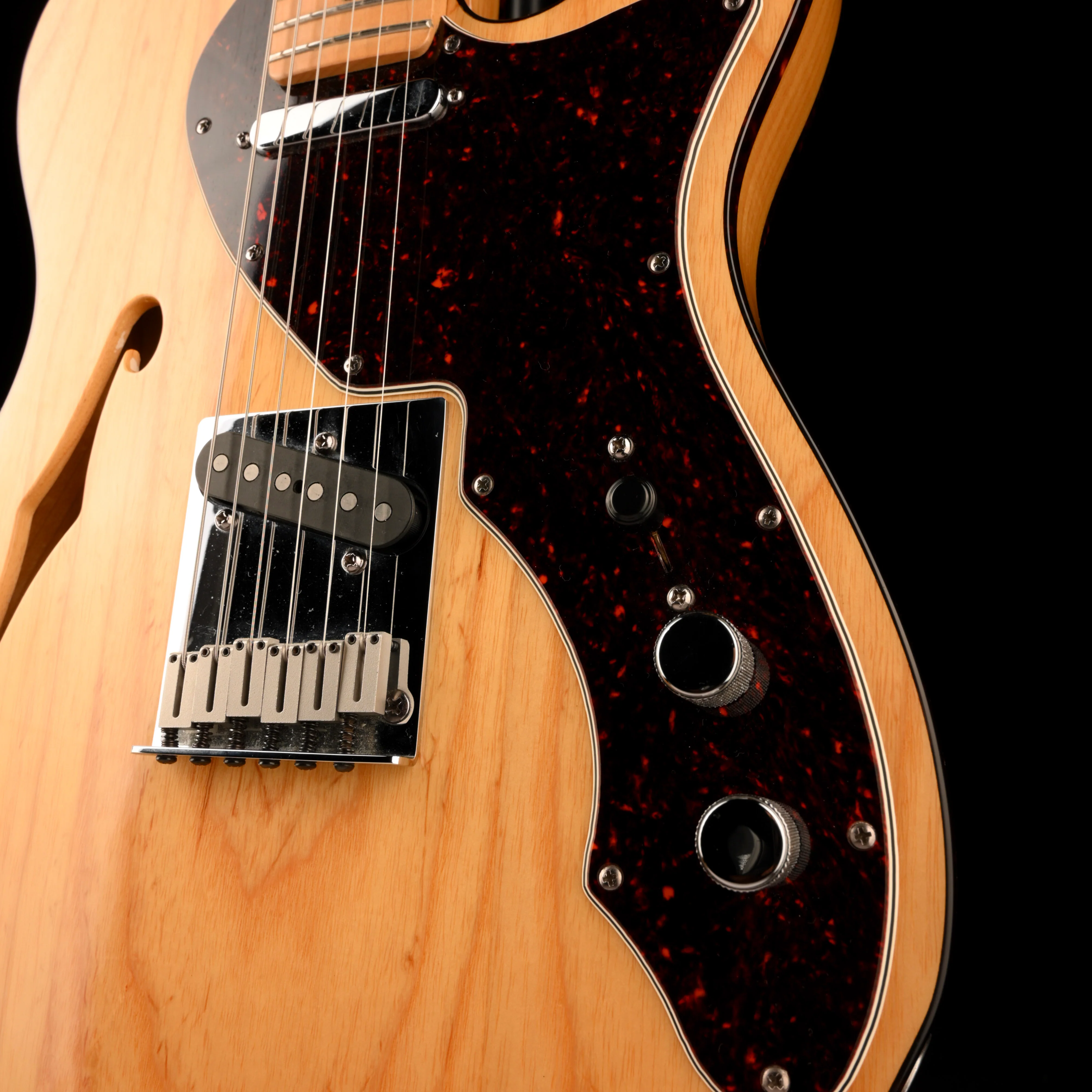 Pre Owned 1997 Fender 90's Telecaster Thinline Natural With Case - Image 5