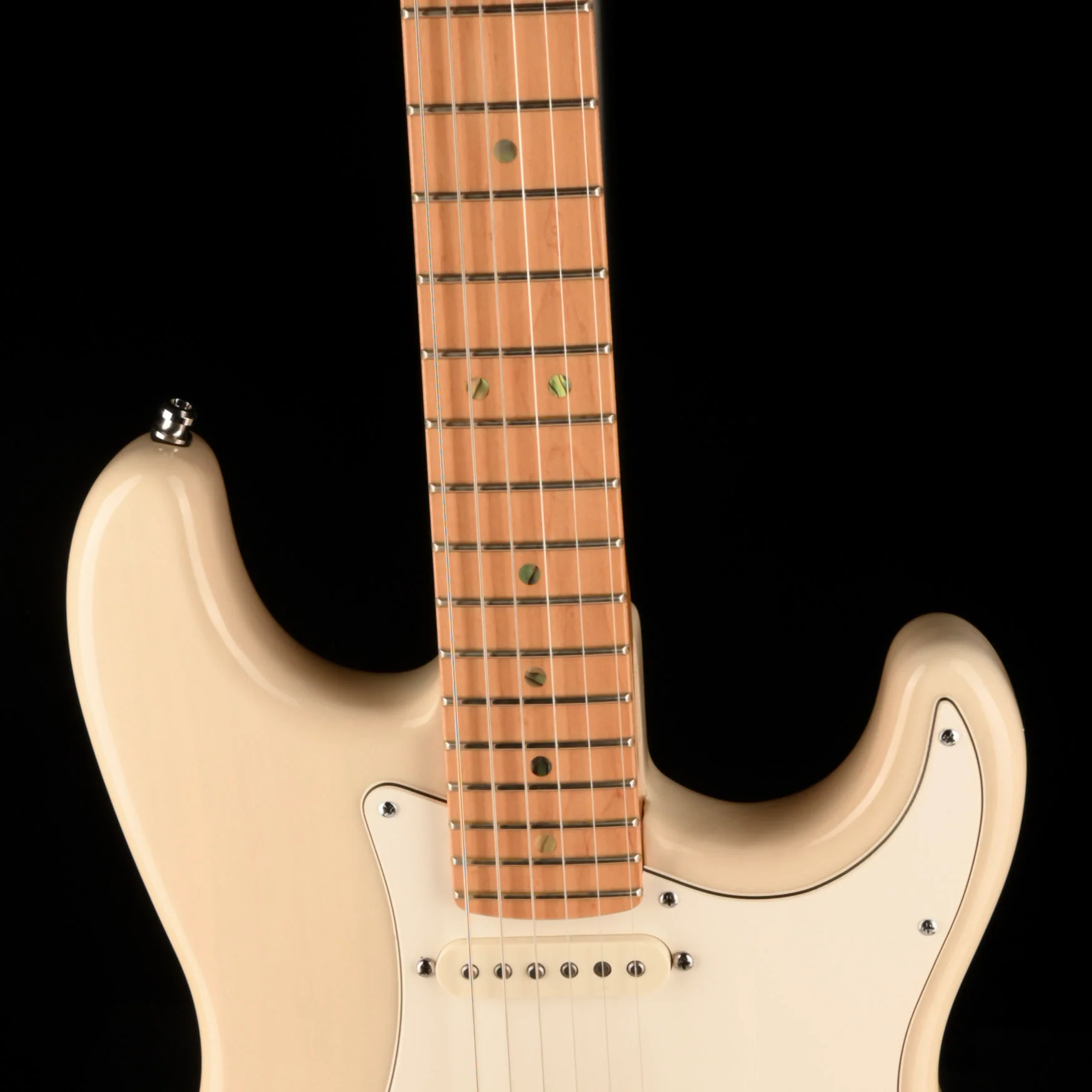Pre Owned 1998 Fender American Deluxe Fat Stratocaster HSS White Blonde with Bag - Image 3