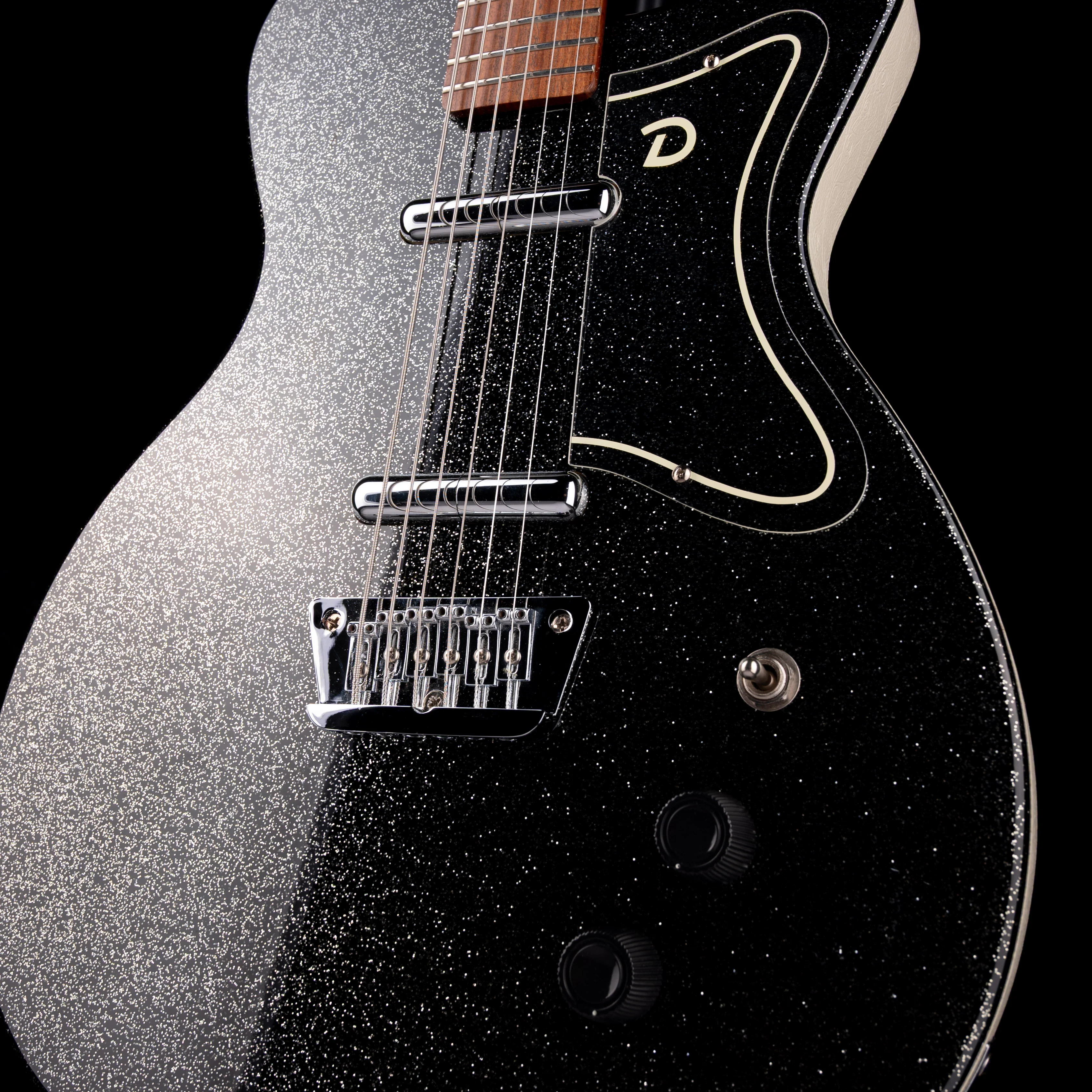 Pre Owned 1999 Danelectro ‘56 Reissue Baritone Guitar Black Metal Flake - Image 5