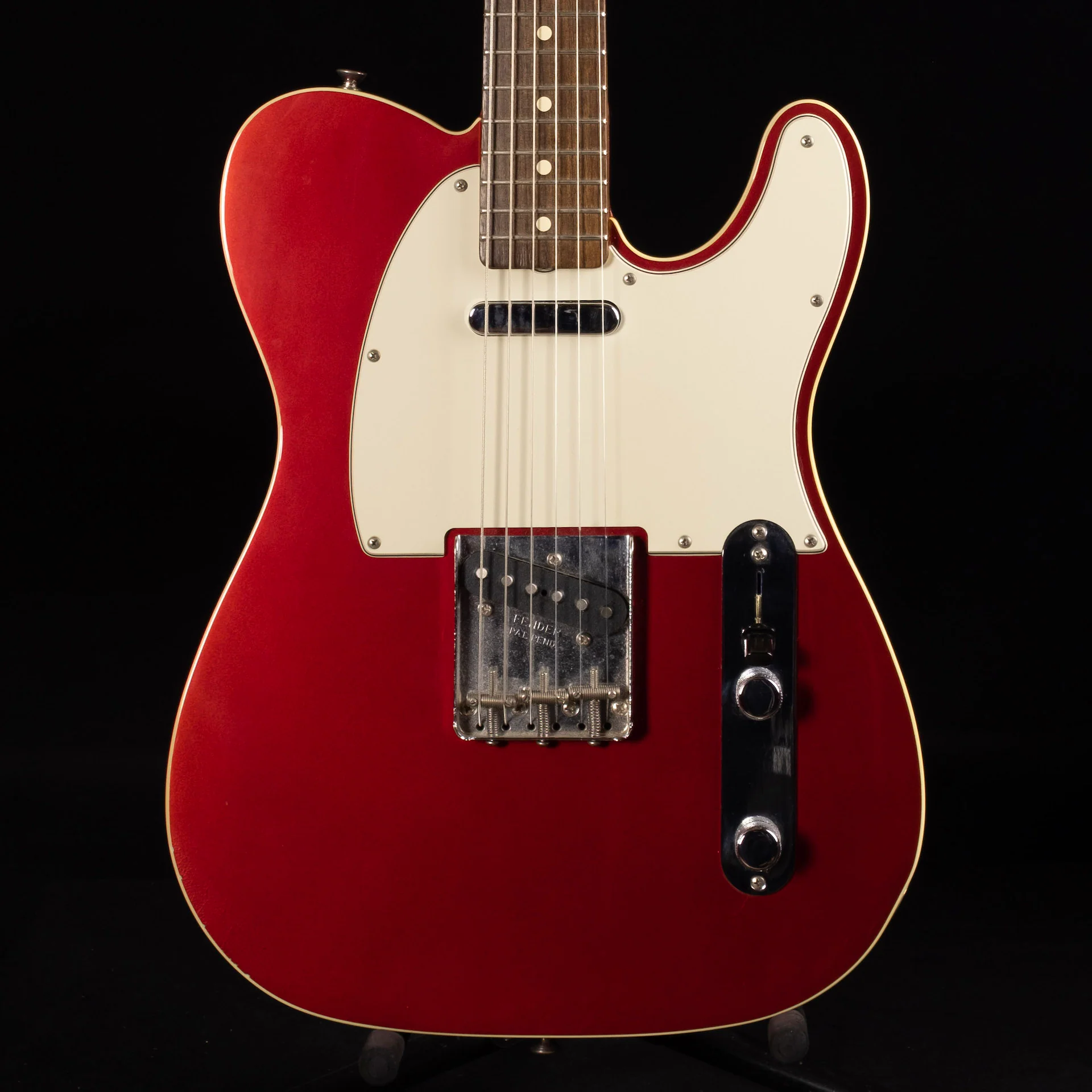 Pre-Owned 2000 Fender Artist Series American Vintage '62 Tele Custom Candy Apple Red With OHSC