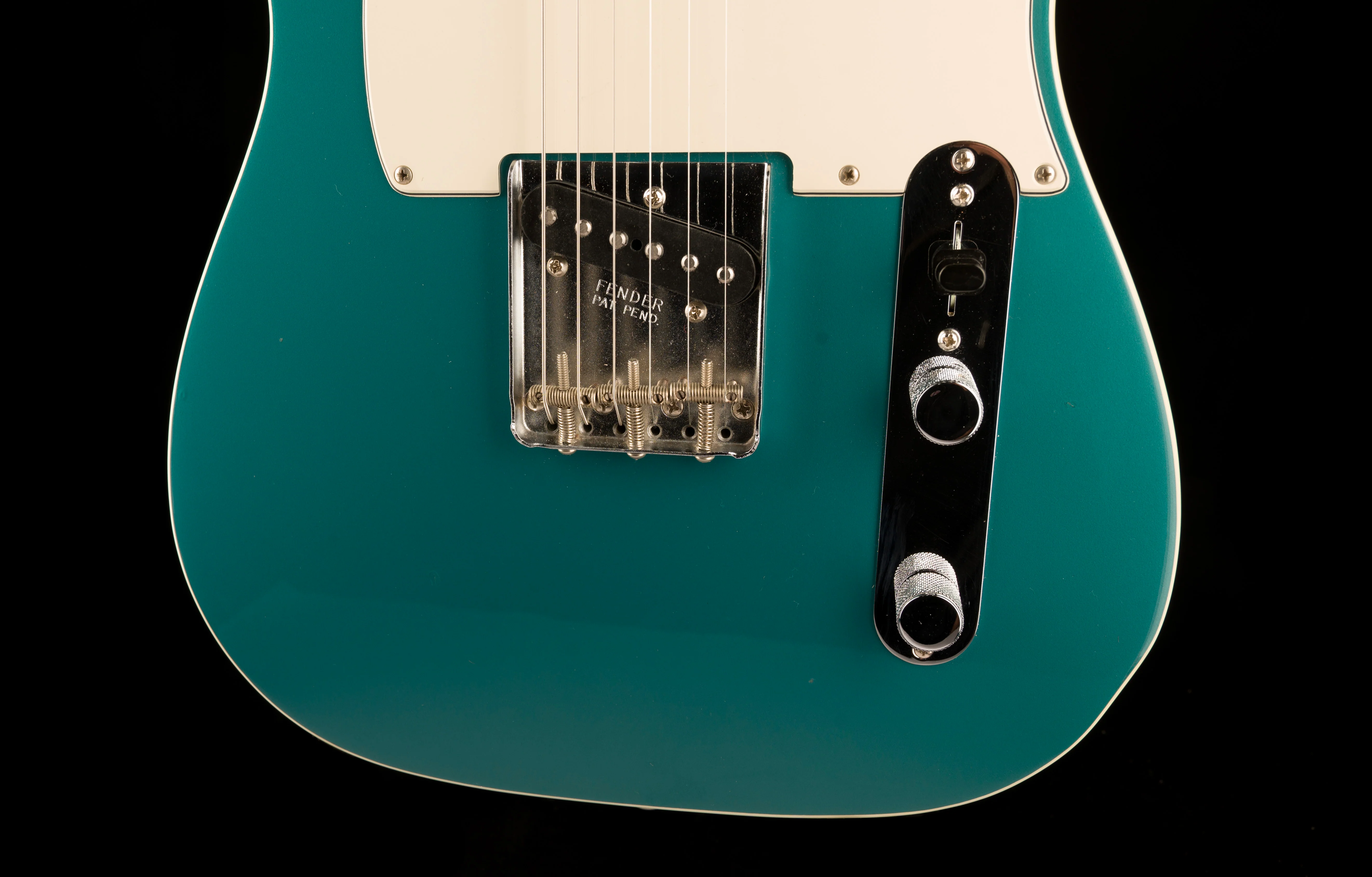 Pre Owned 2001 Fender American Vintage ‘62 Telecaster Custom Ocean Turquoise With Case - Image 5