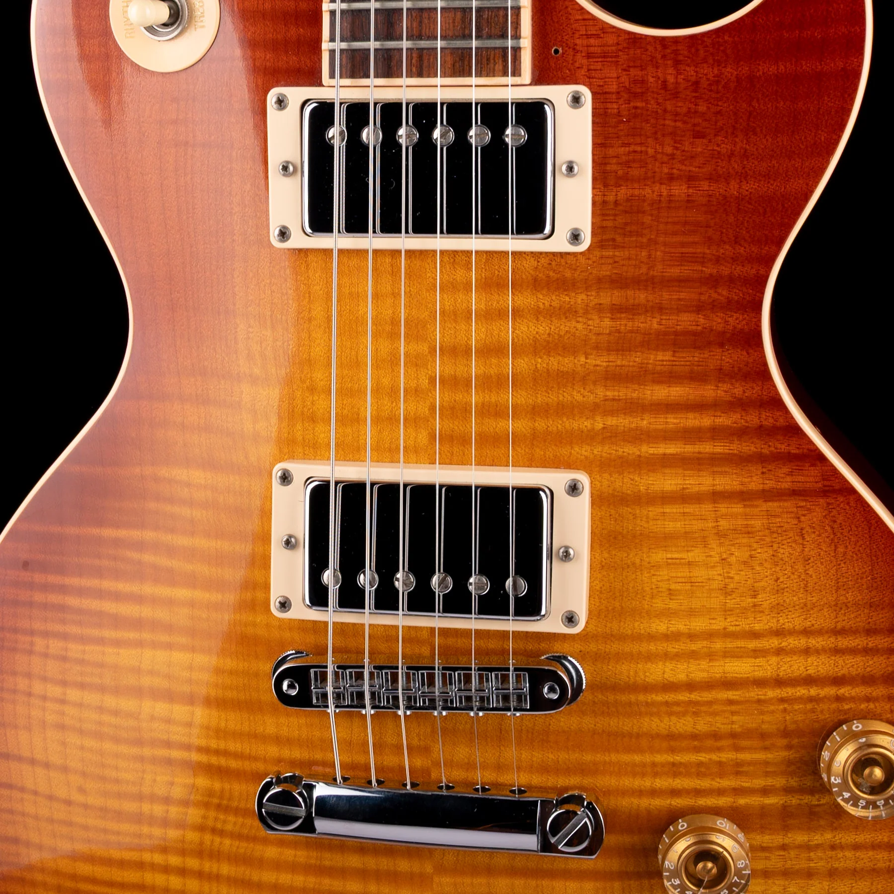 Pre Owned 2001 Gibson Les Paul Standard Plus Light Burst With OHSC - Image 4