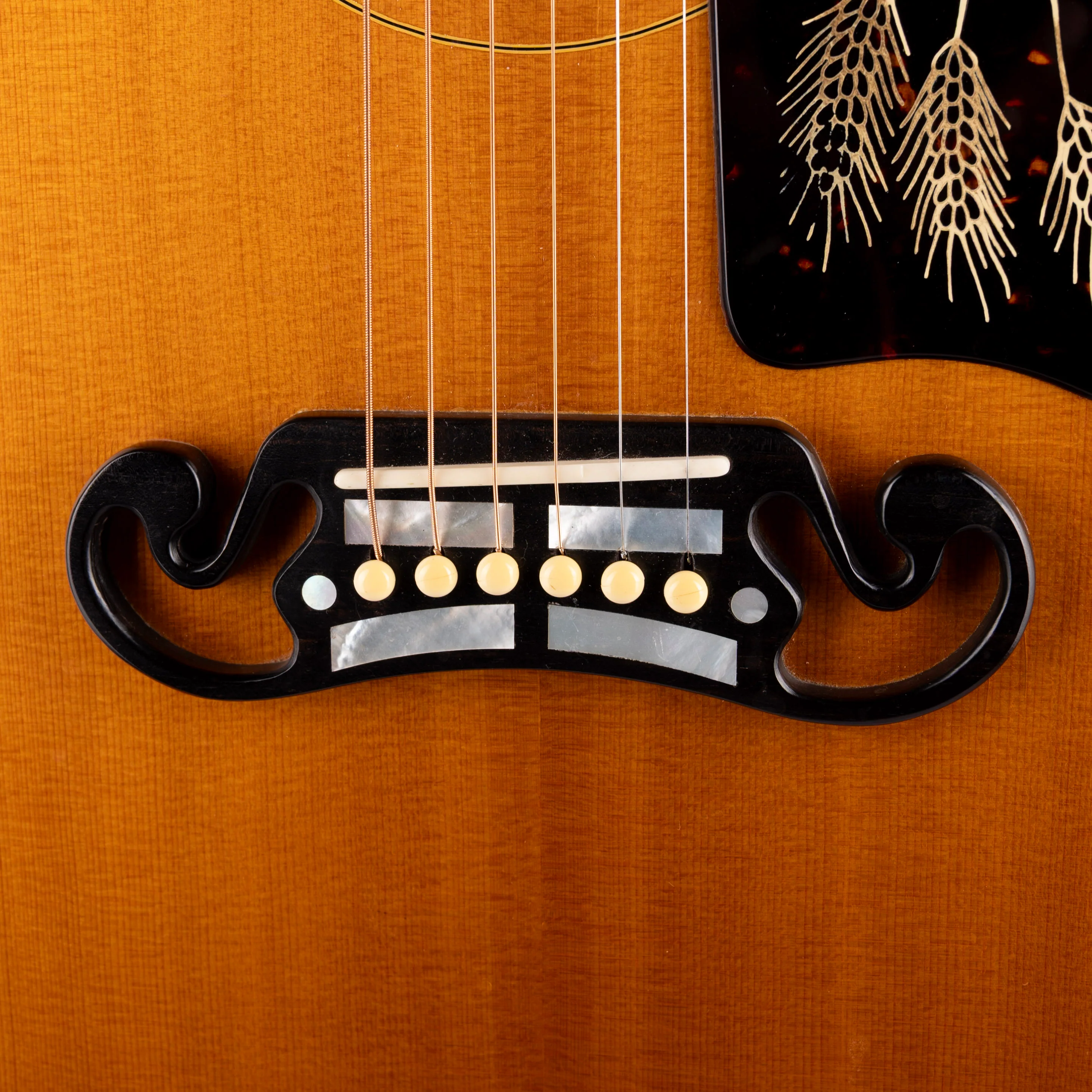 Pre Owned 2001 Gibson Montana Gold SJ-200 Ren Ferguson-era Natural Acoustic Guitar With OHSC - Image 6