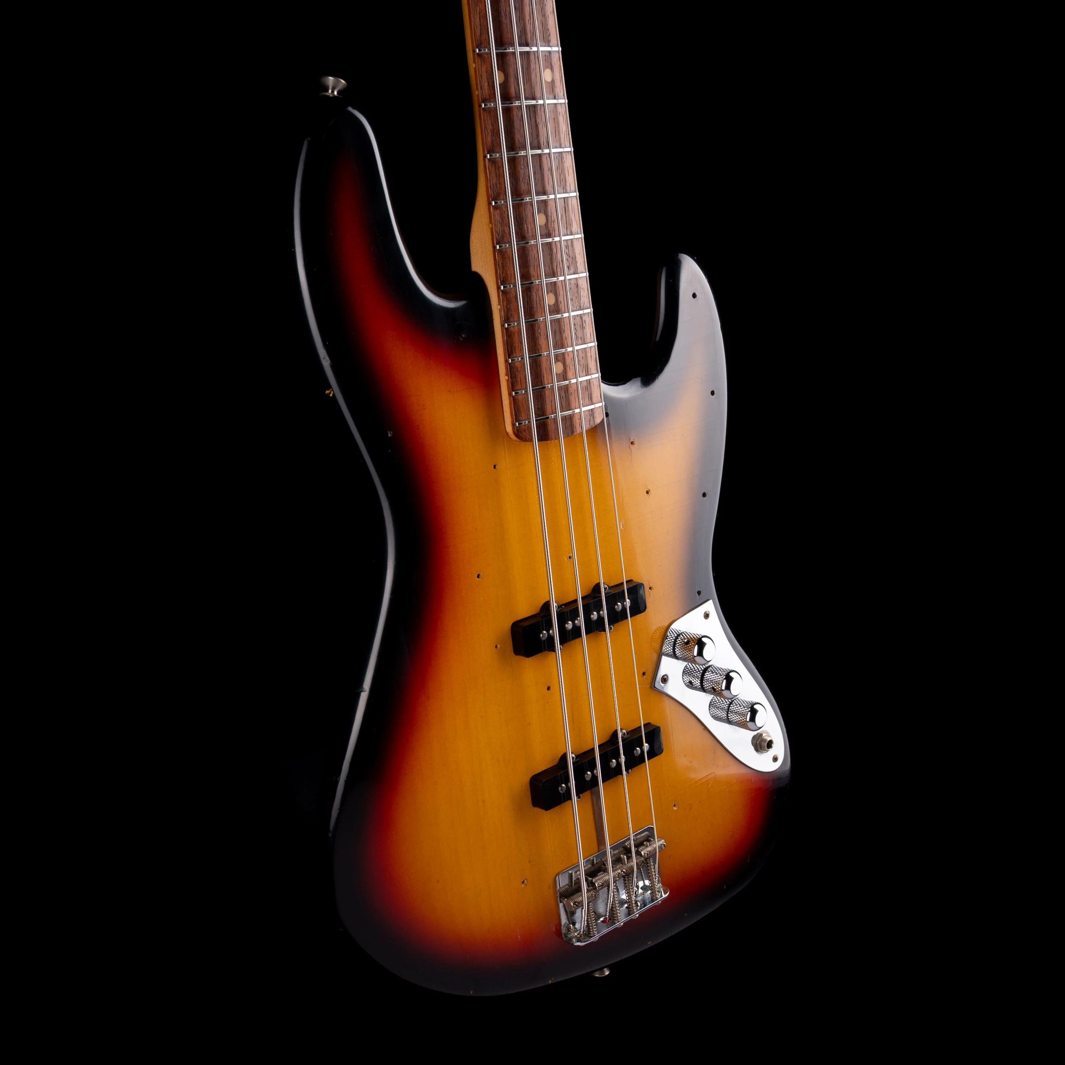 Pre Owned 2004 Fender Custom Shop 60's Jazz Bass Relic 3-Tone Sunburst With OHSC - Image 6