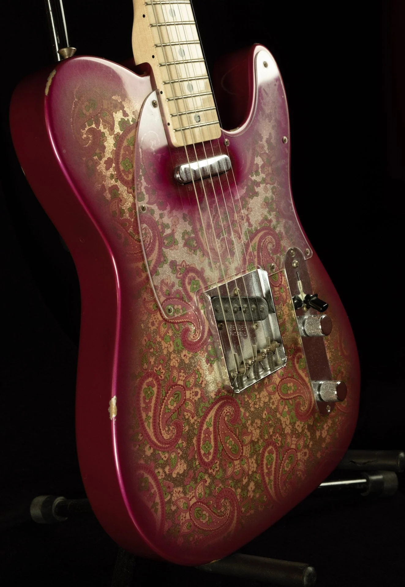 Pre-Owned 2004 Fender Custom Shop Relic '69 Pink Paisley Telecaster With OHSC - Image 3