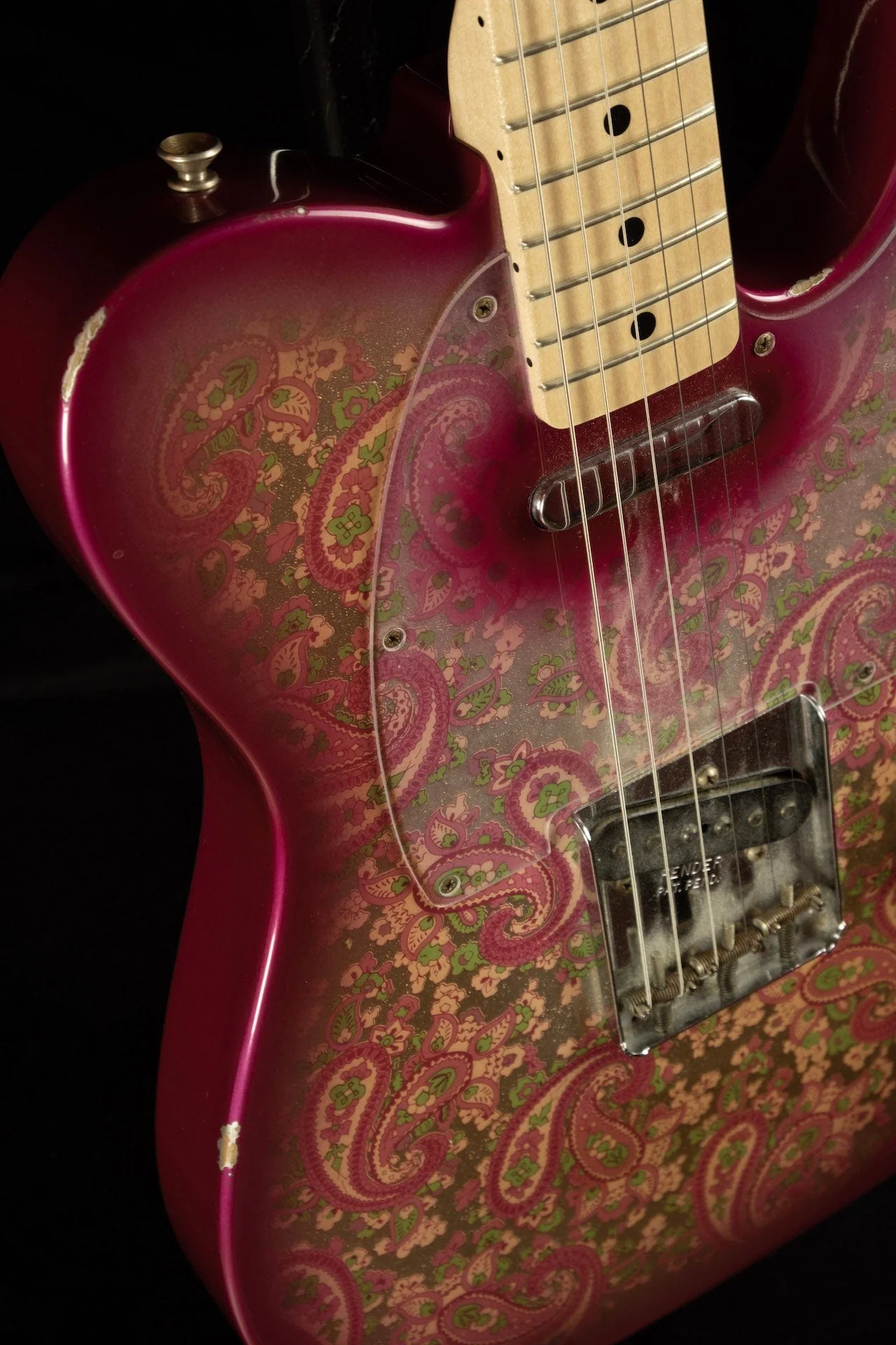 Pre-Owned 2004 Fender Custom Shop Relic '69 Pink Paisley Telecaster With OHSC - Image 6