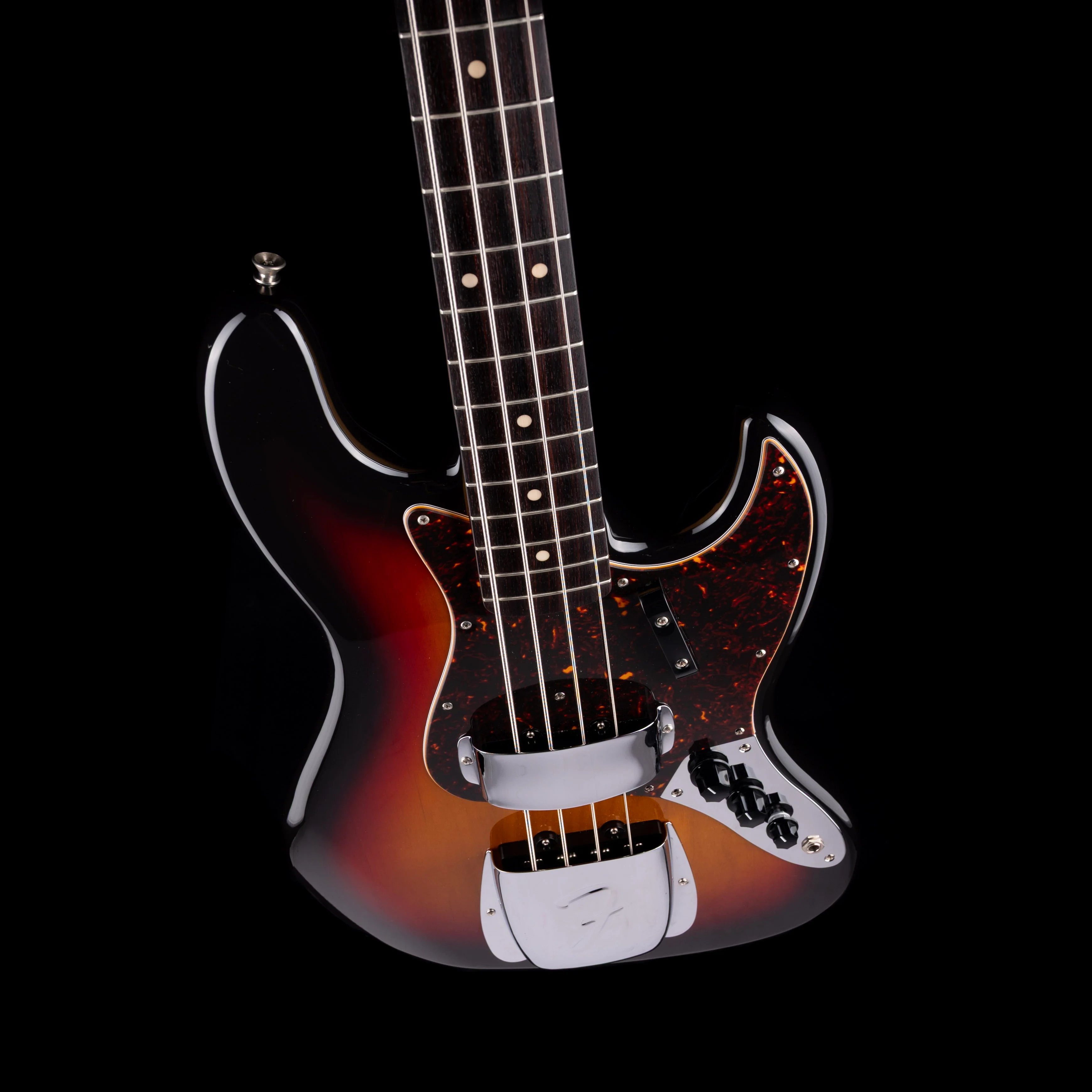 Pre Owned 2004 Fender Made in Japan 1962 Reissue Jazz Bass 3-Tone Sunburst With Case - Image 3