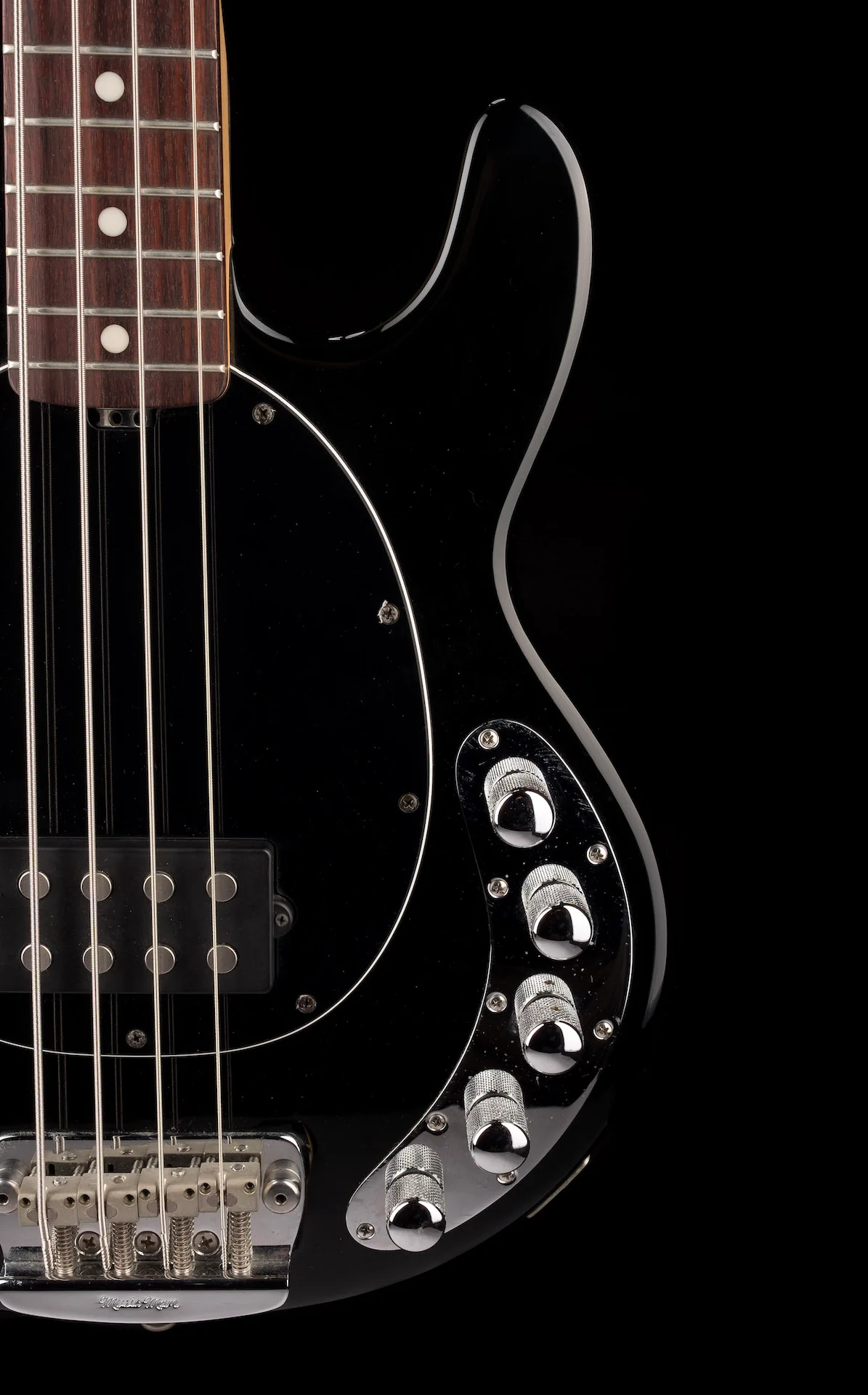 Pre Owned 2005 Ernie Ball Music Man Sting Ray 4-String Bass Black with OHSC - Image 9