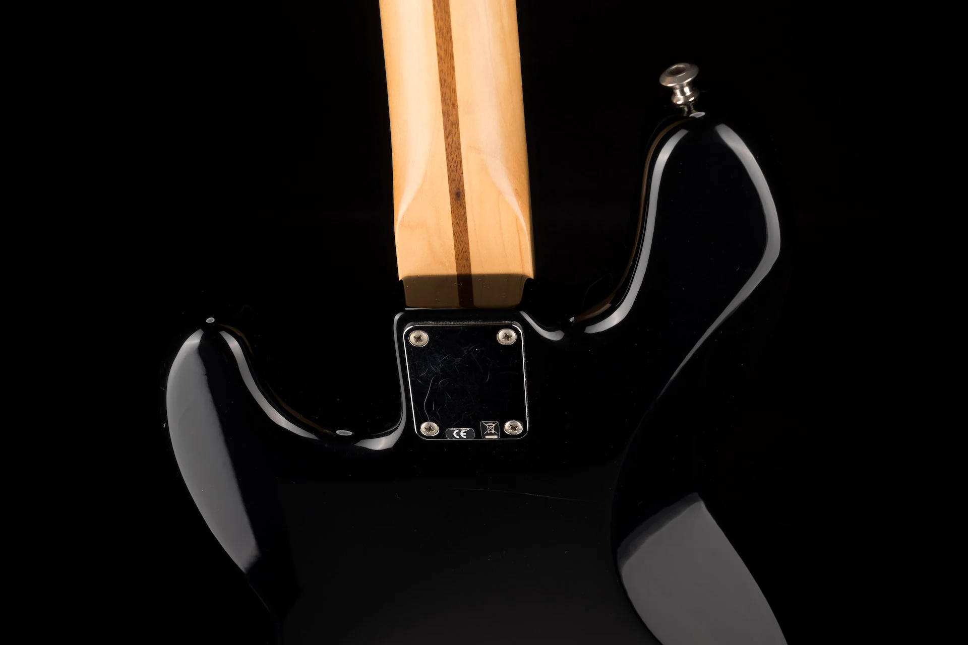 Pre Owned 2005 Fender Jazz Bass Standard Bartolini Noiseless Pickups Black With Gig Bag - Image 15