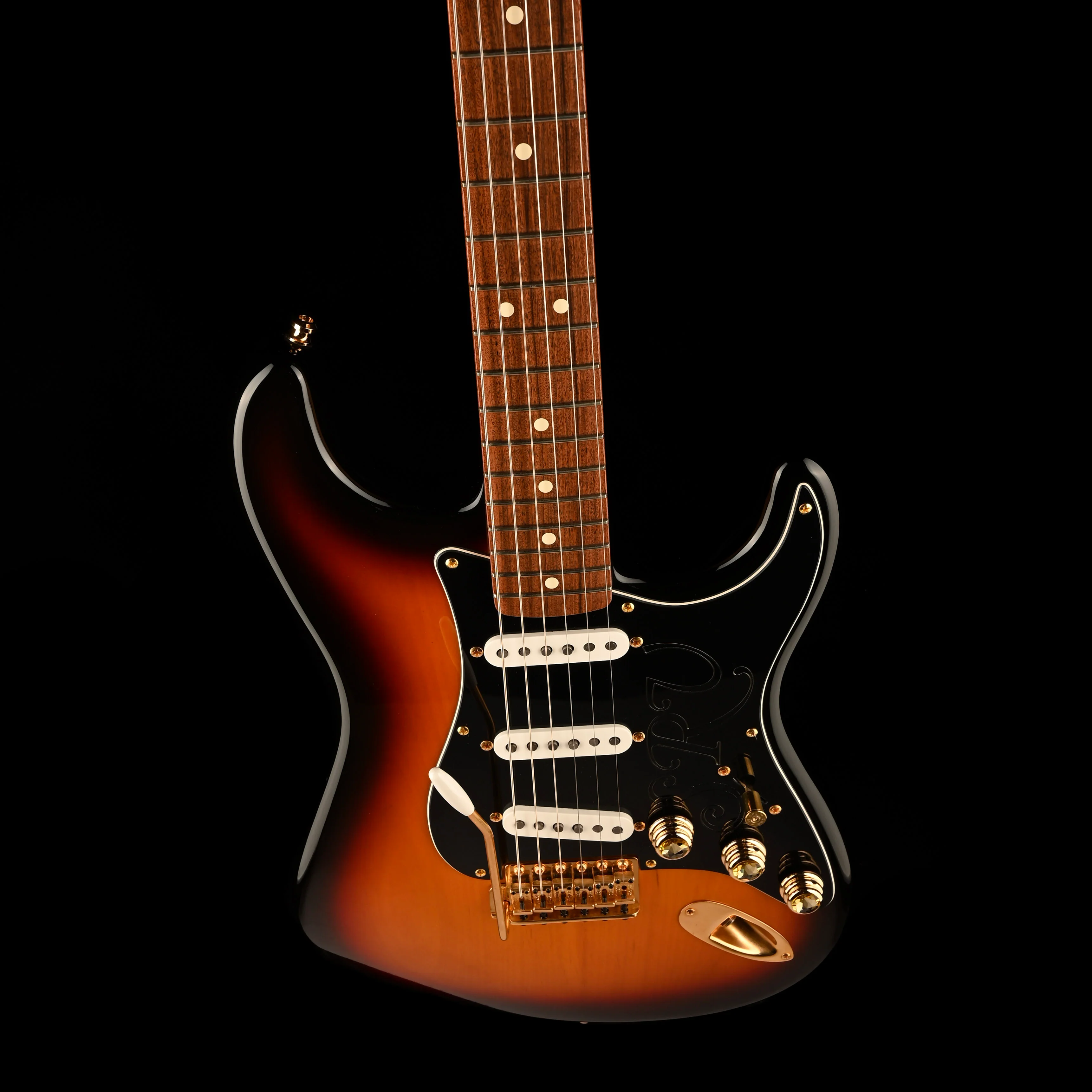 Pre Owned 2005 Fender Stevie Ray Vaughn Stratocaster Sunburst Modified With OHSC - Image 4