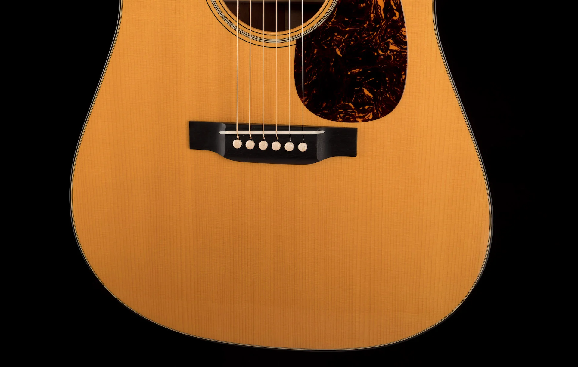 Pre Owned 2005 Martin D-18 1937 Authentic Natural Acoustic Guitar With OHSC - Image 5