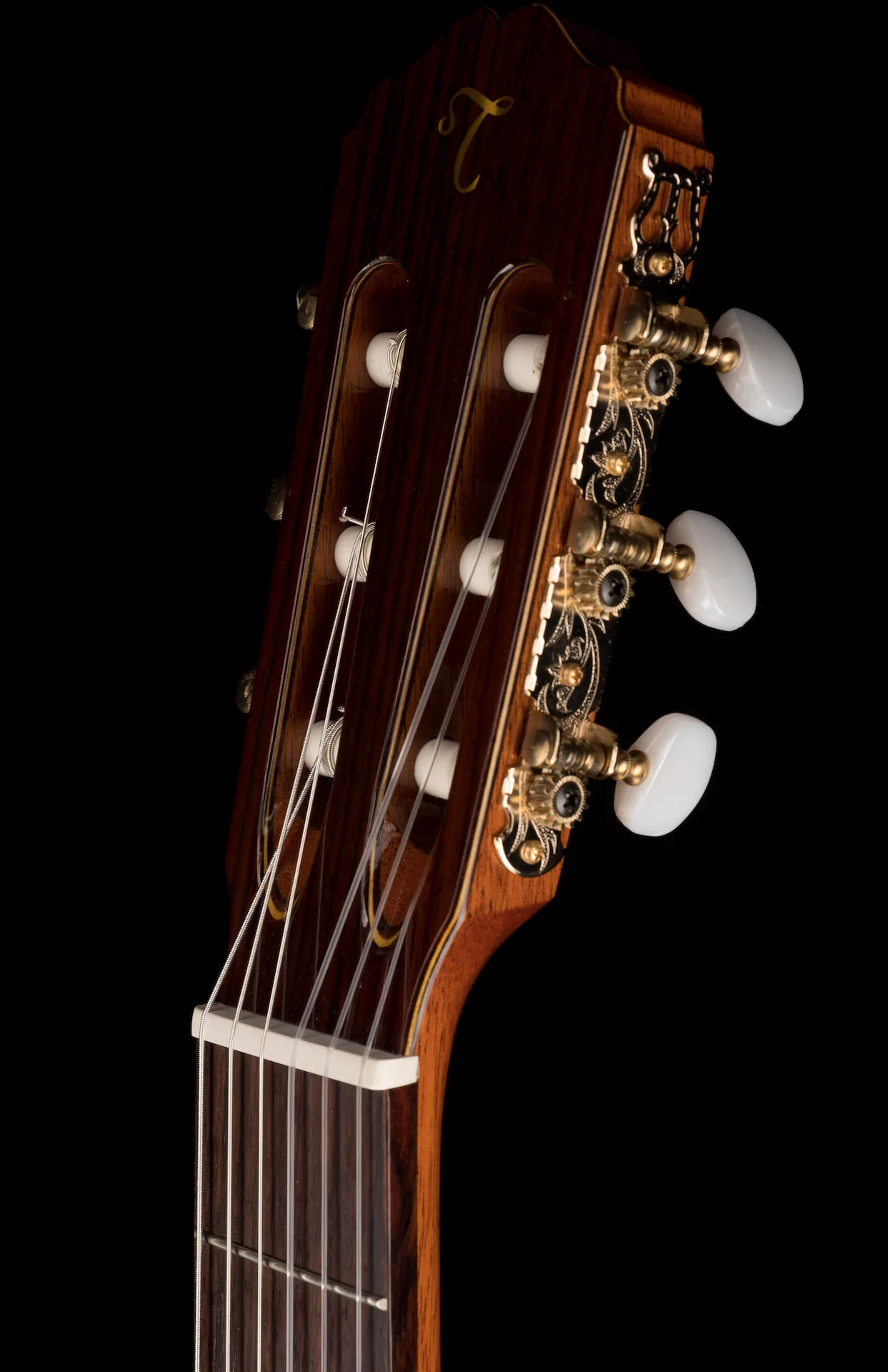 Pre Owned 2005 Takamine EC132SC Nylon Acoustic Guitar With HSC - Image 14