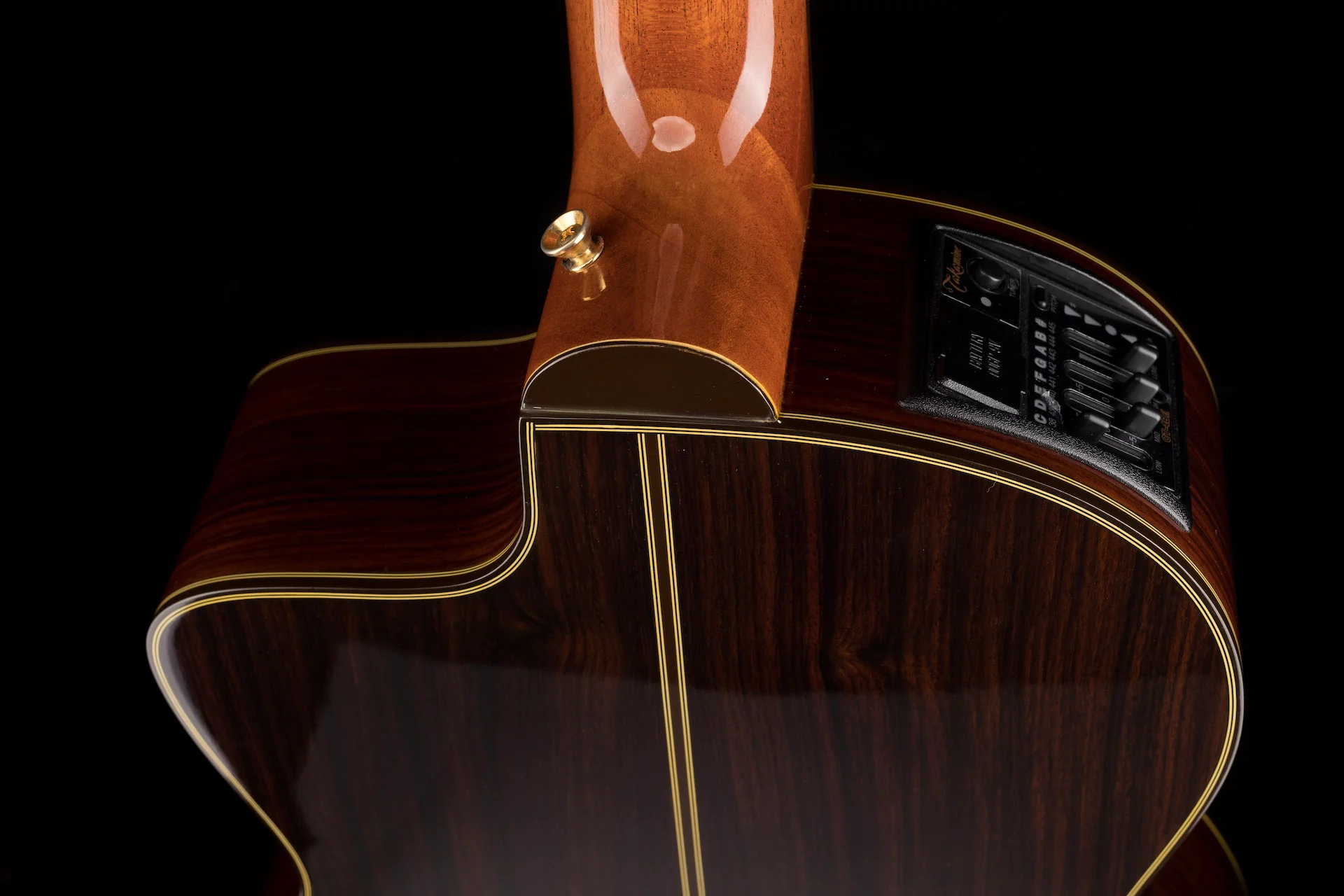 Pre Owned 2005 Takamine EC132SC Nylon Acoustic Guitar With HSC - Image 18