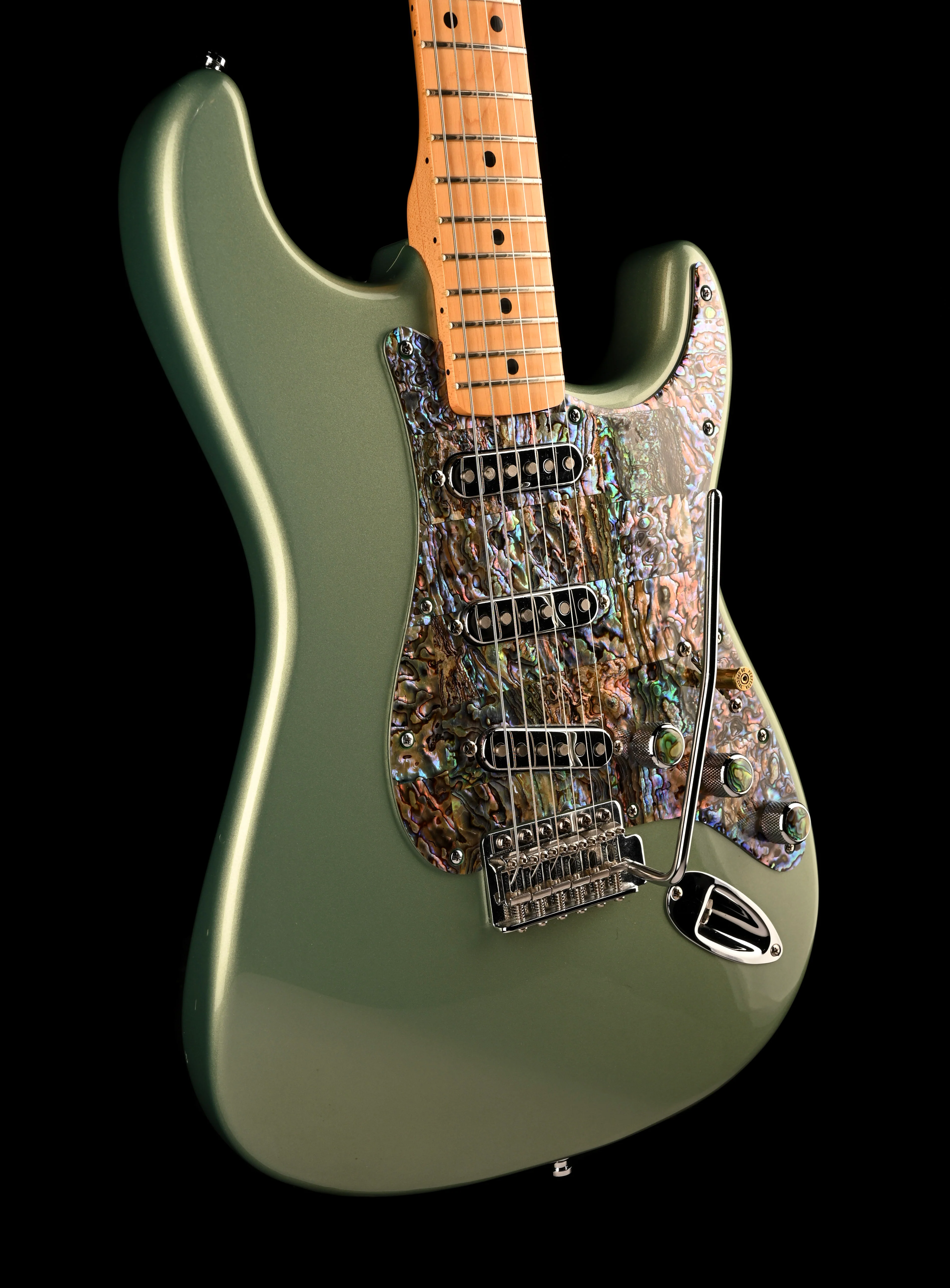 Pre Owned 2006 Fender Reverse Headstock Stratocaster Modified Metallic Green with Gig Bag - Image 10