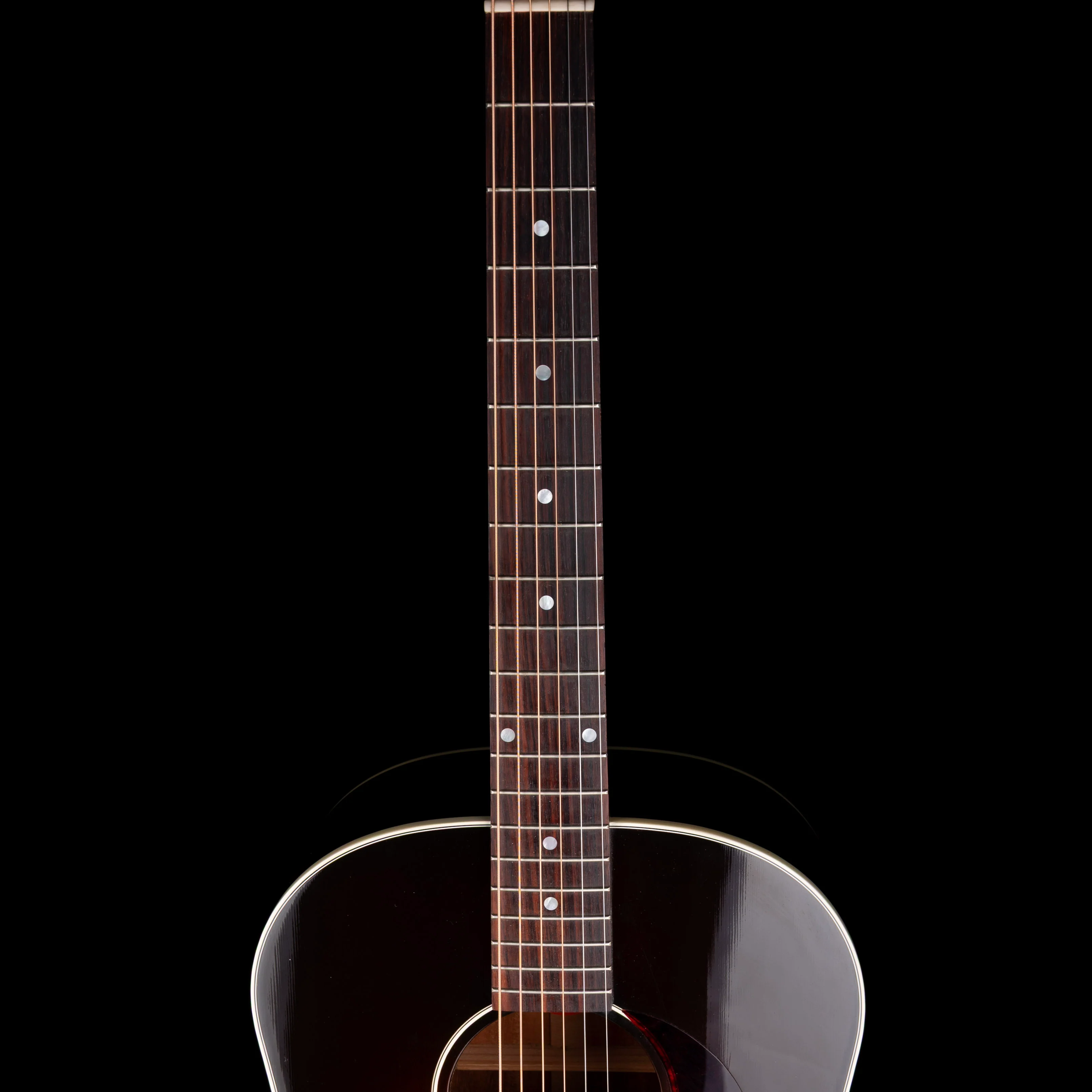 Pre Owned 2006 Gibson J-45 Sunburst Acoustic Guitar With OHSC - Image 7