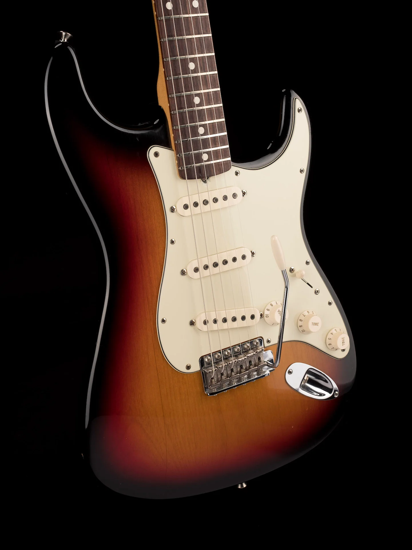 Pre Owned 2007 Fender '62 Hot Rod Reissue Stratocaster Sunburst With Arcane 61 Experience Pickups With OHSC - Image 10