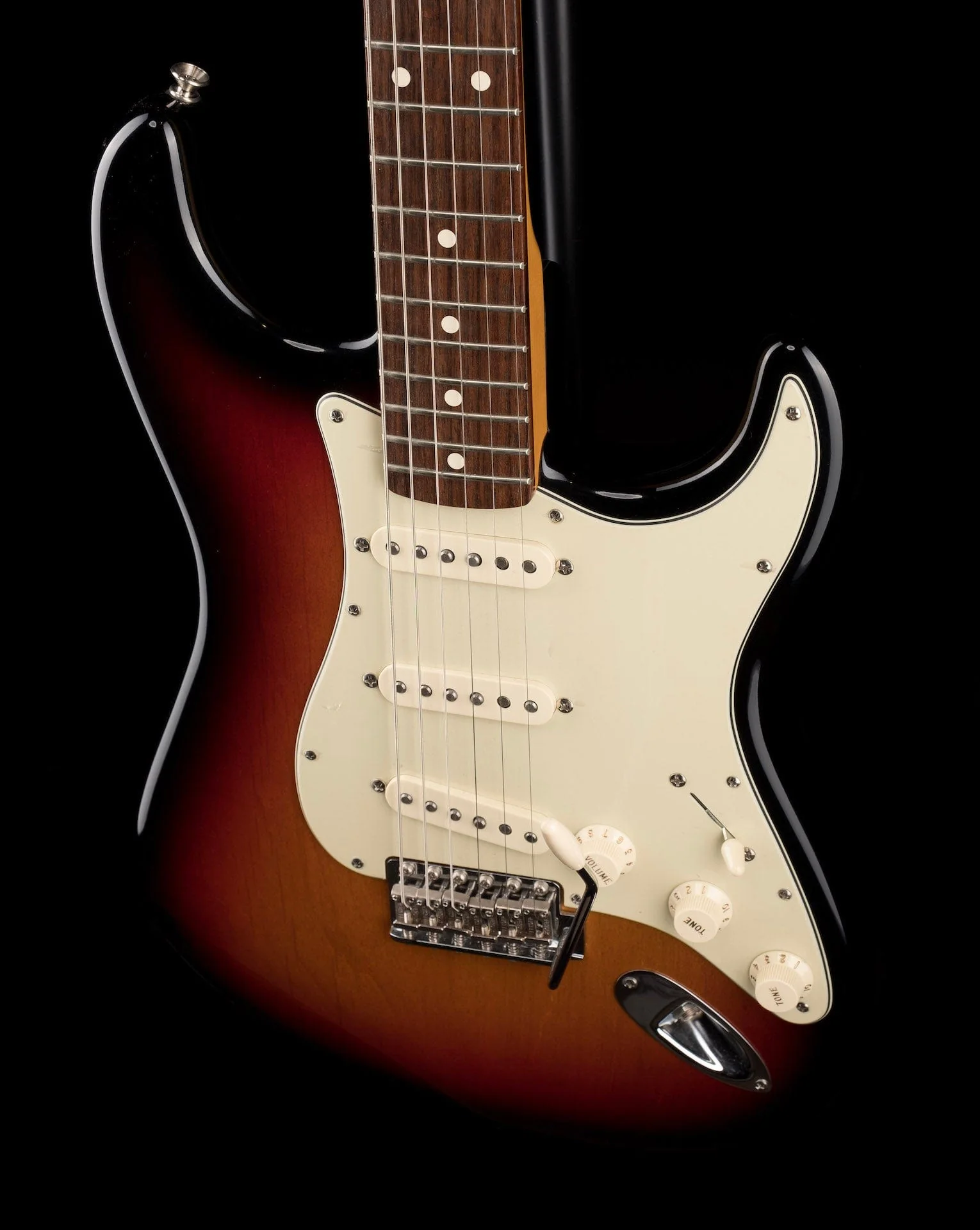 Pre-Owned '07 Fender American Vintage '62 Hot Rod Strat Sunburst With OHSC - Image 7