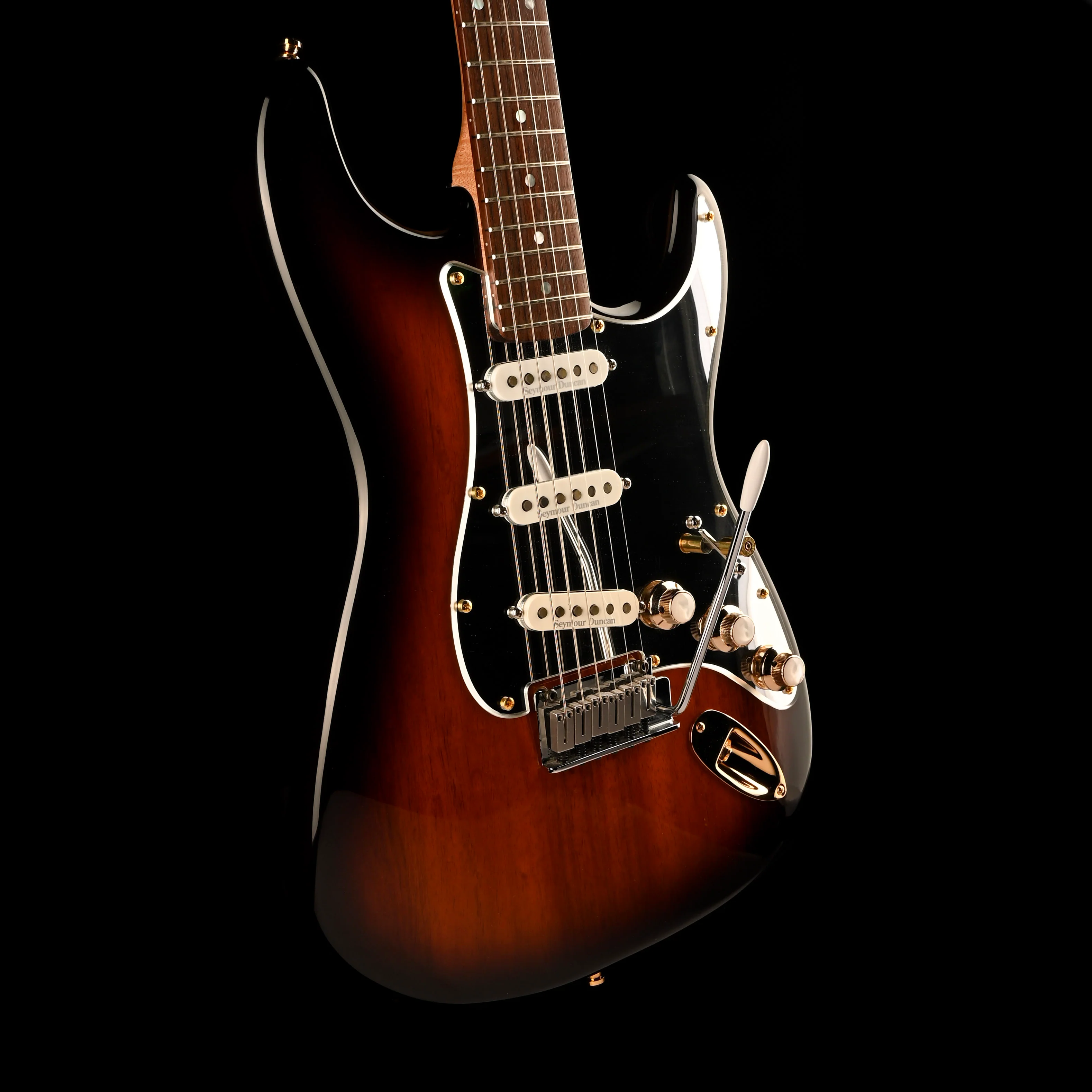 Pre Owned 07 Fender Special Edition Koa Stratocaster Light Burst Modded With Bag - Image 8