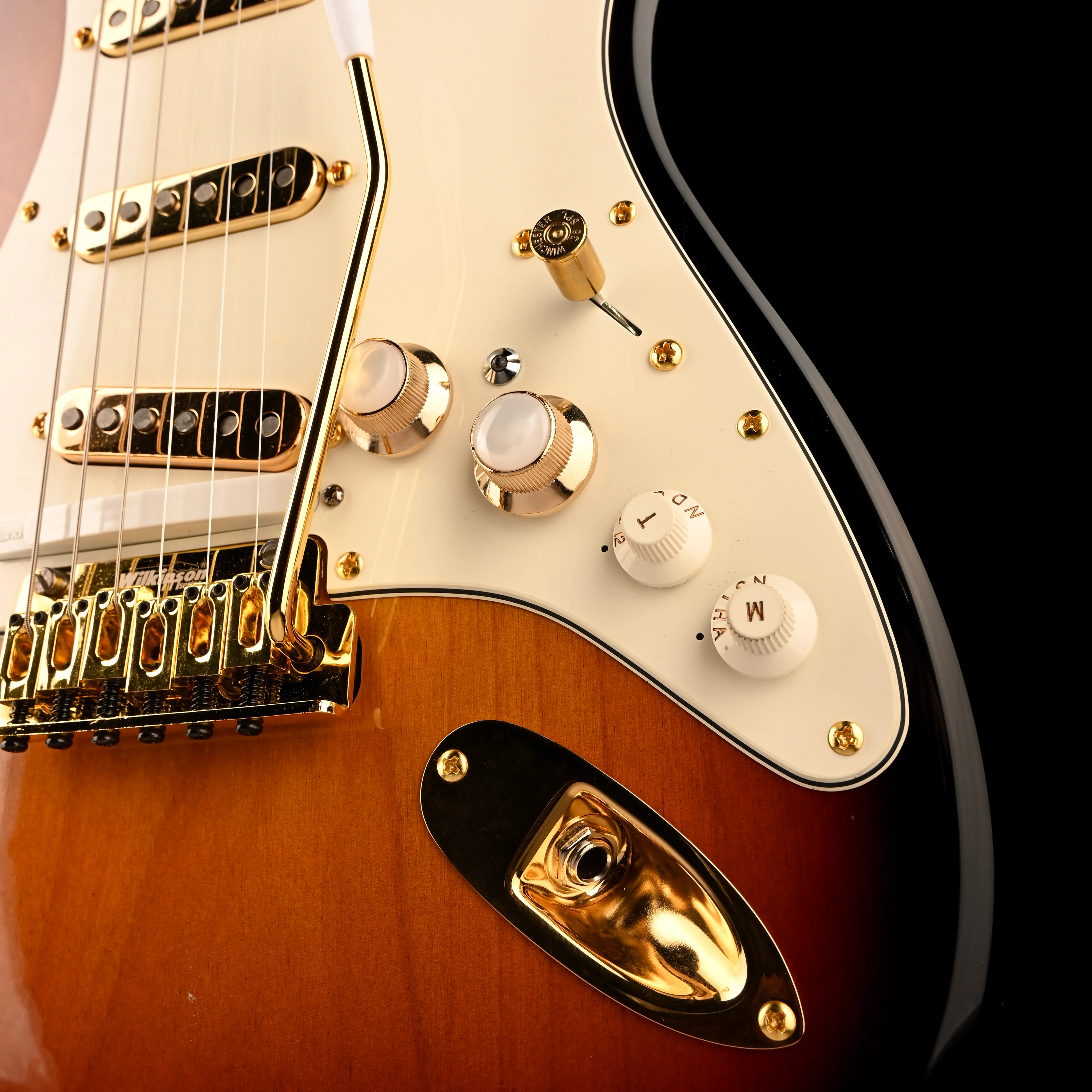 Pre Owned 2007 Fender VG Strat 3-Tone Sunburst Modified With Gig Bag - Image 6