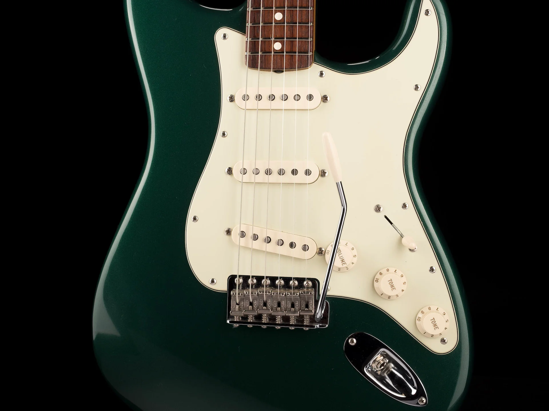 Used '07 Fender American Vintage Hot Rod ‘62 Strat Sherwood Green Stratocaster With Case - Image 6