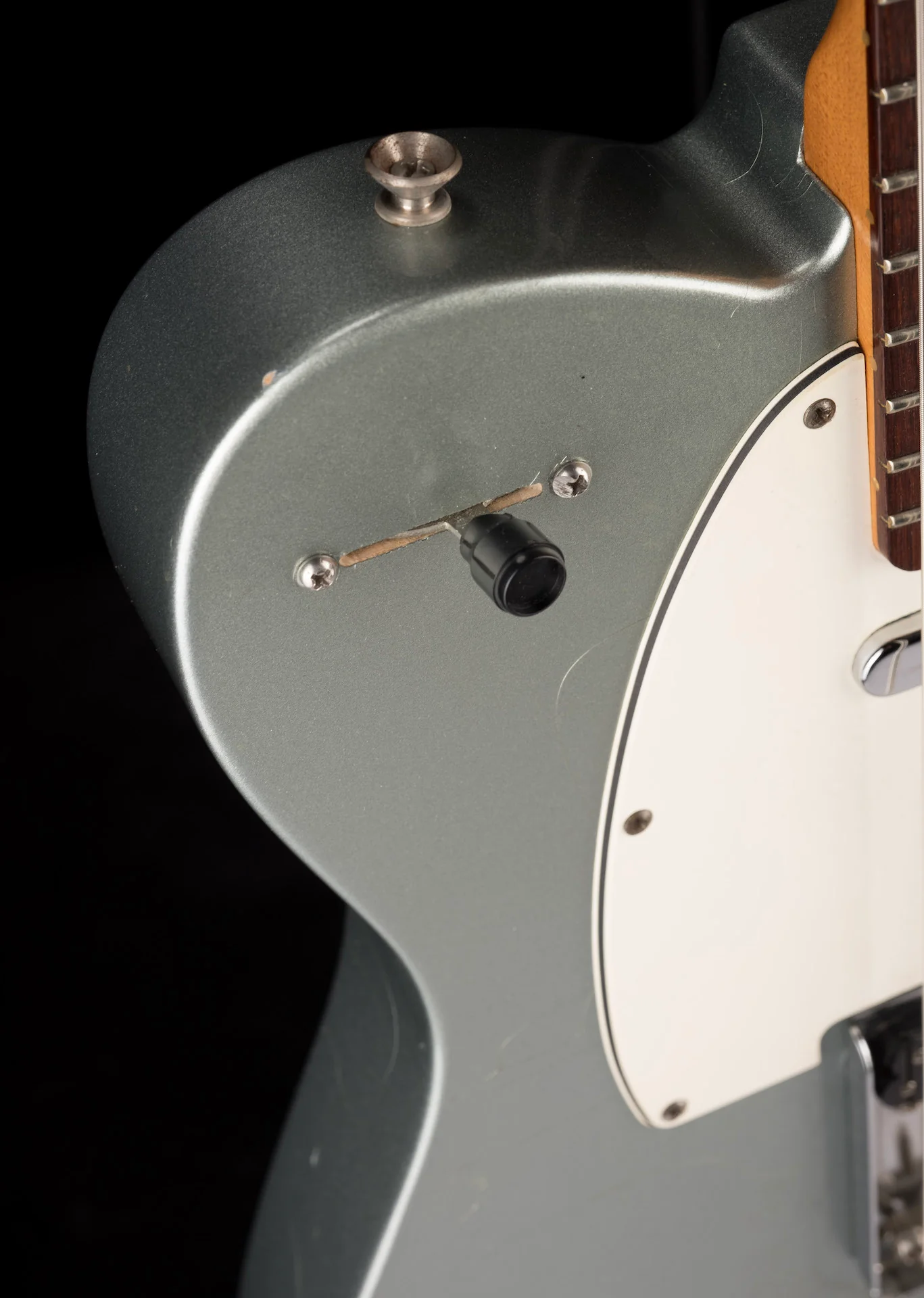 Pre Owned 2005 Fender Custom Shop 1960’s Telecaster Closet Classic Inca Silver With Case - Image 11
