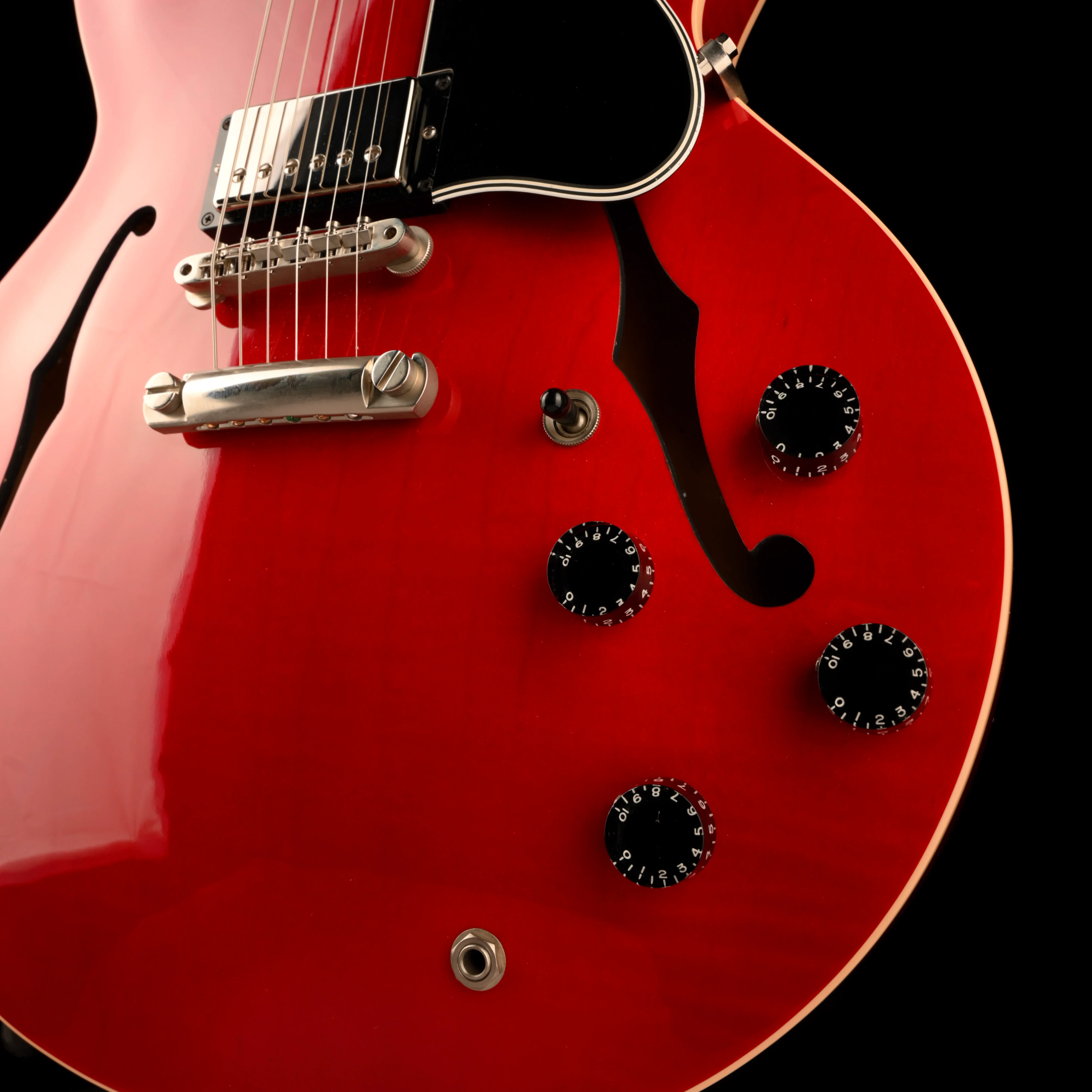 Pre Owned 2007 Gibson ES-335 Cherry Electric Guitar With OHSC - Image 5
