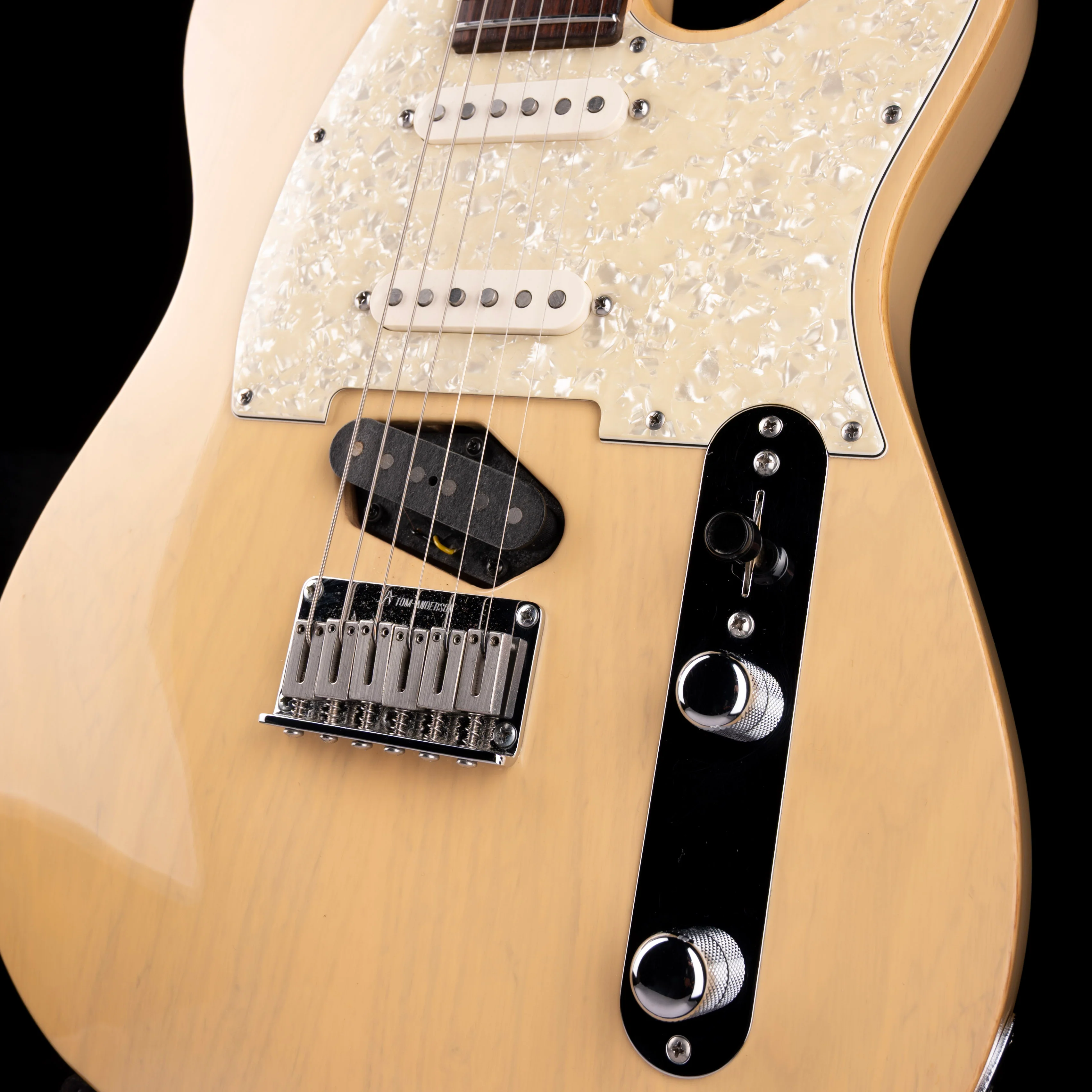 Pre Owned 2007 Tom Anderson Hollow T Classic Contoured Translucent Blonde With OHSC - Image 5