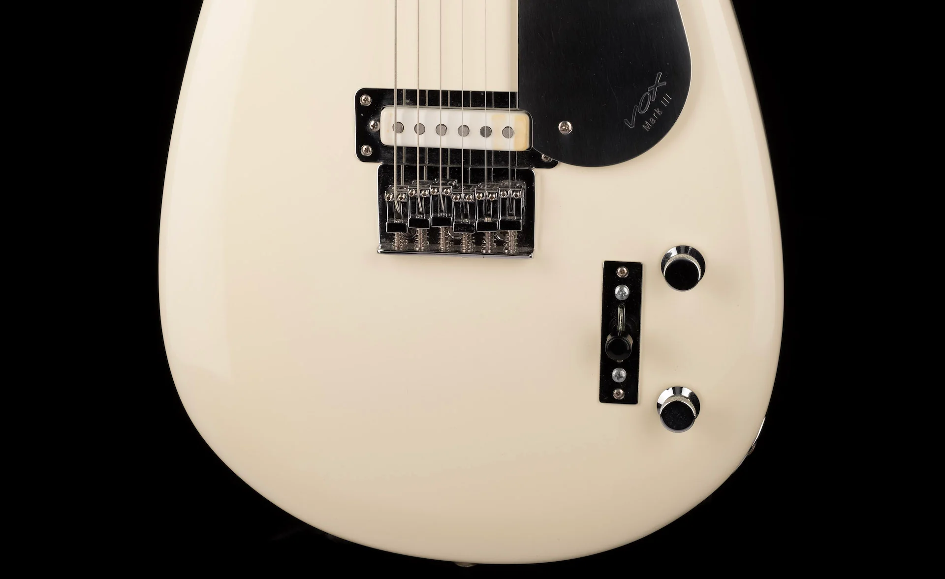 Pre Owned 2007 Vox Custom Shop White Teardrop 57-07 Model - 570768 - Image 5