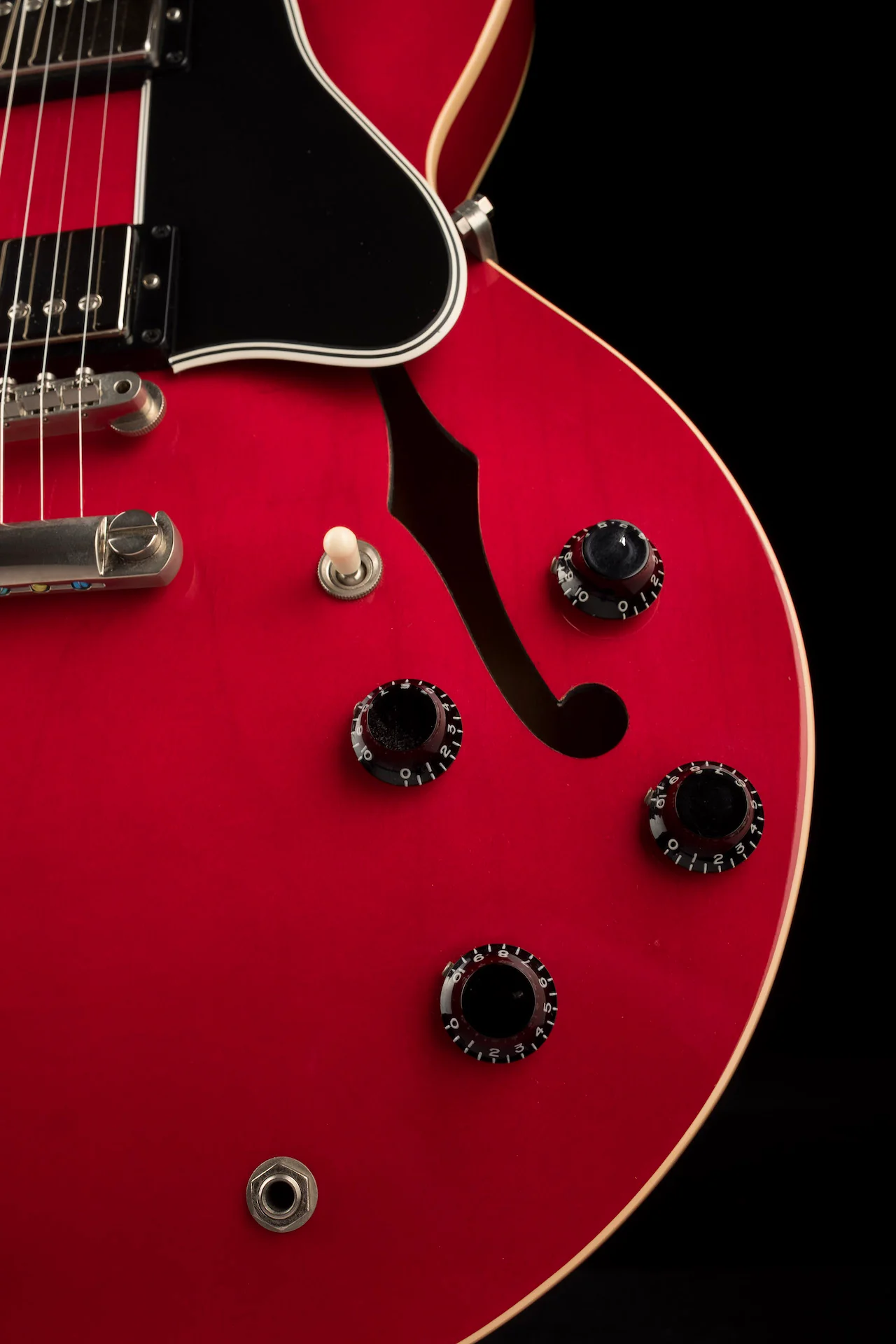 Pre Owned 2008 Gibson Custom Shop ES-335 Dot Plain Top Cherry With OHSC - Image 8