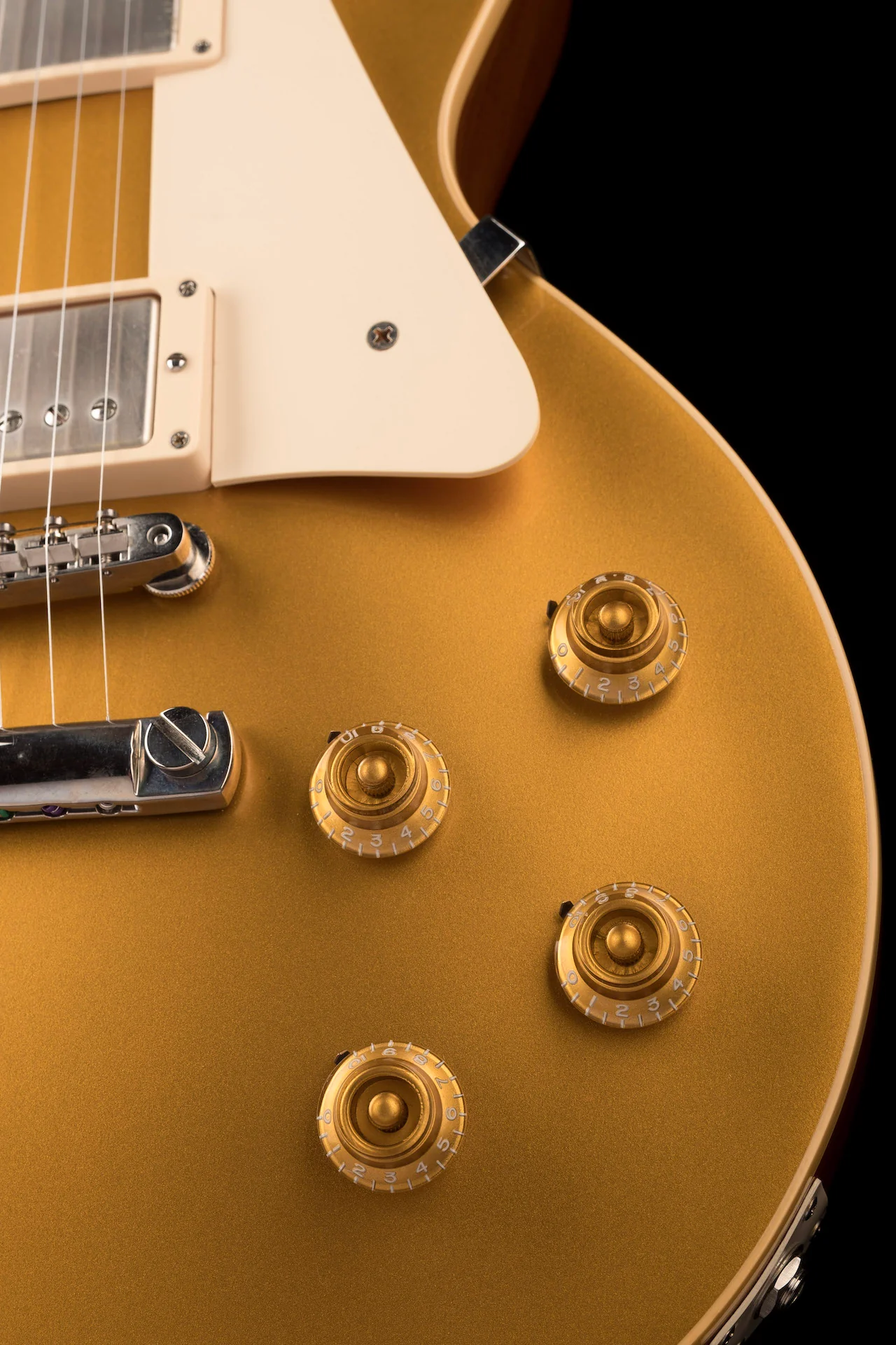 Pre Owned 2008 Gibson Custom Shop R7 1957 Les Paul Goldtop Electric Guitar With OHSC - Image 8