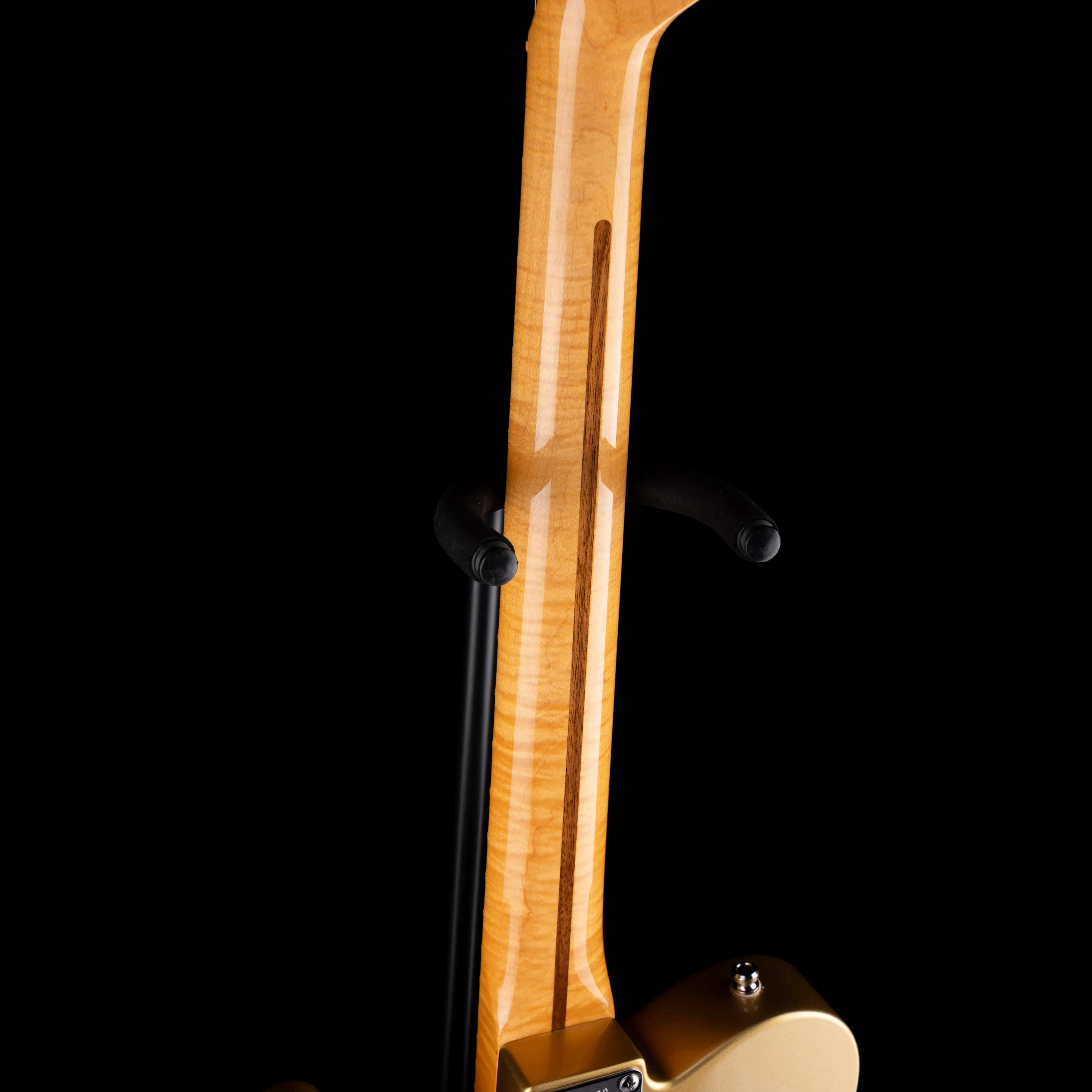 Pre Owned 2009 Fender Custom Shop Custom Deluxe Telecaster HLE Gold With OHSC - Image 12