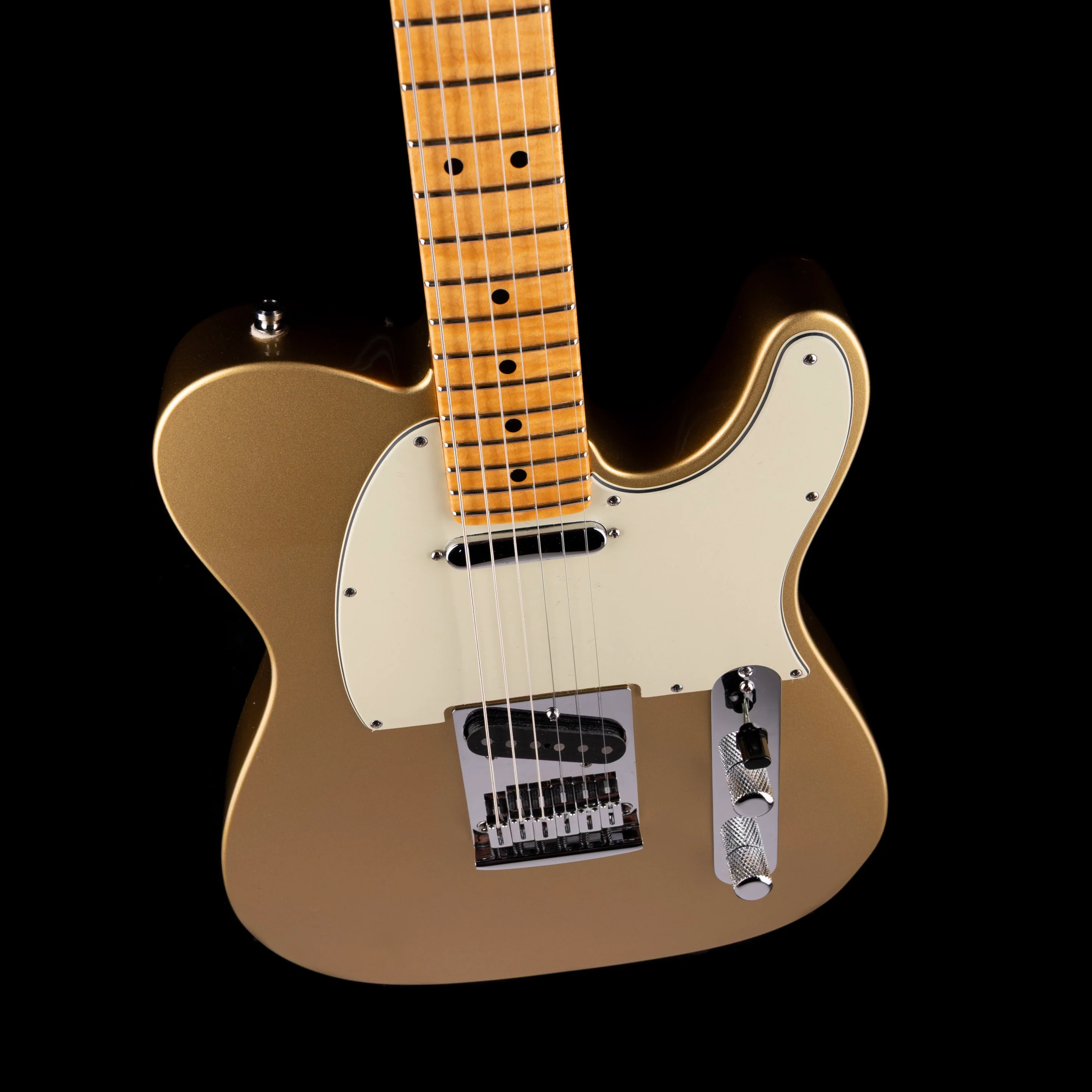 Pre Owned 2009 Fender Custom Shop Custom Deluxe Telecaster HLE Gold With OHSC - Image 3