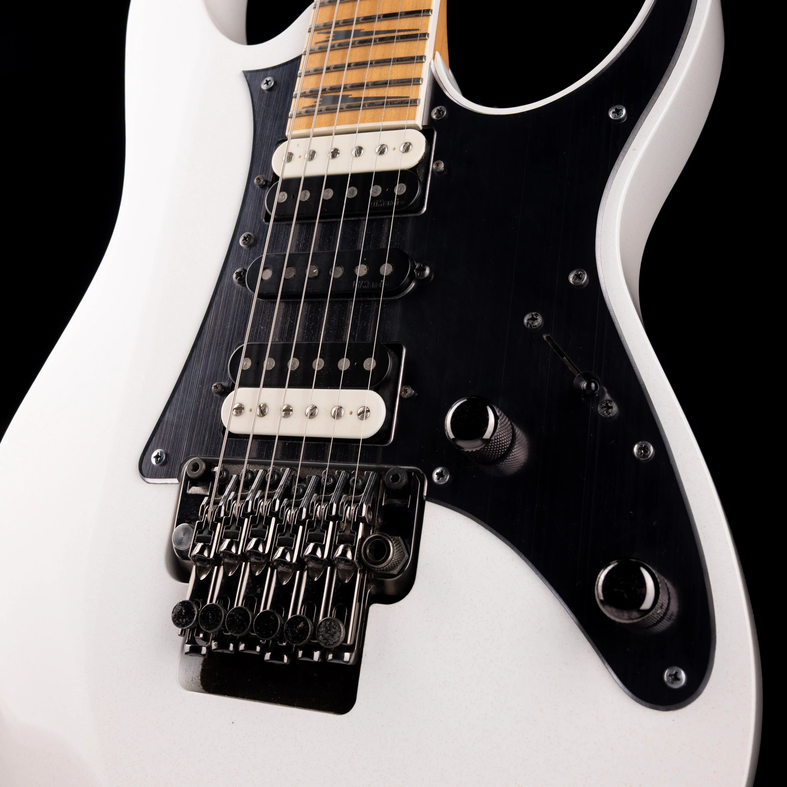 Pre Owned 2009 Ibanez Prestige "J Craft" RG2550Z-GW Galaxy White With OHSC - Image 5