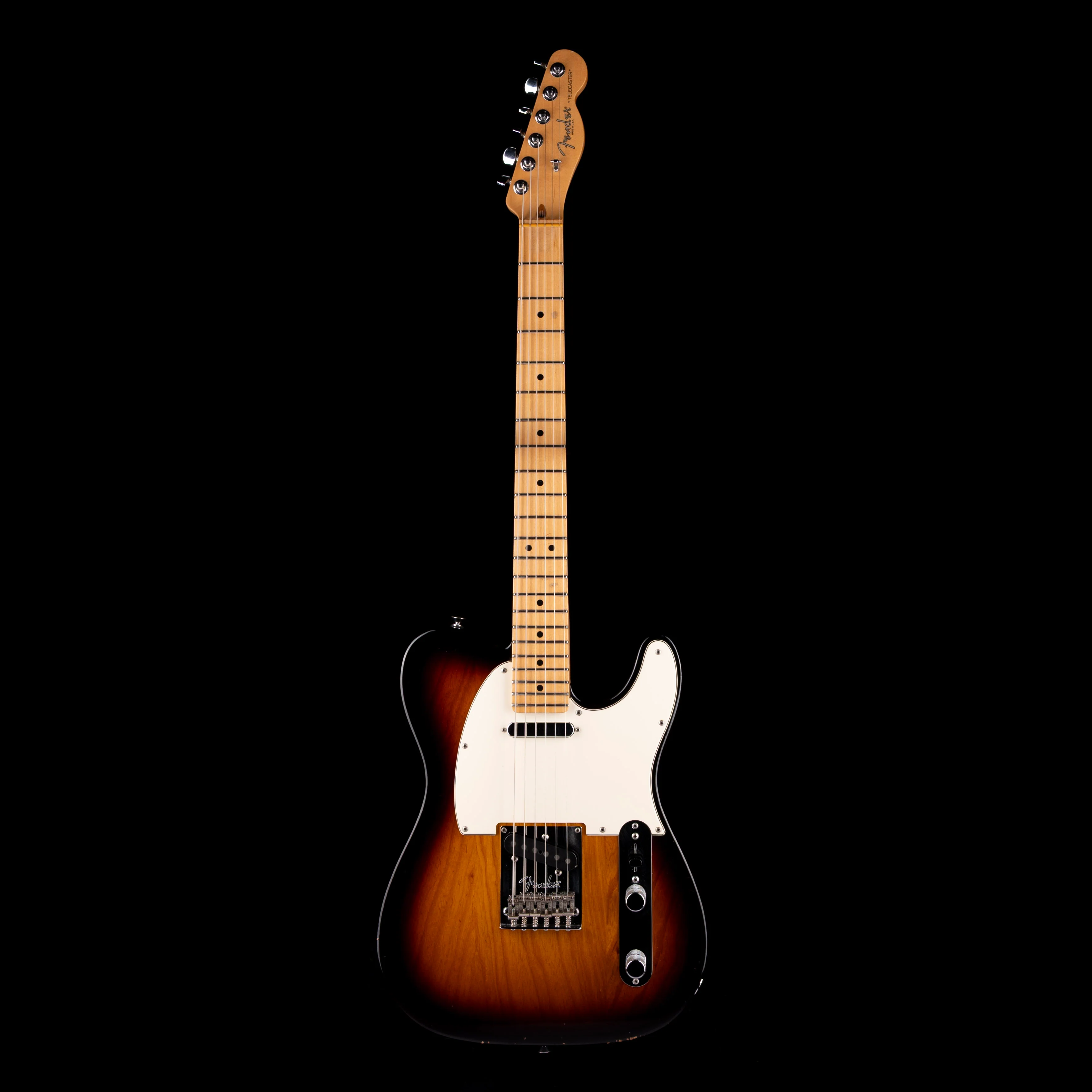 Pre Owned 2011 Fender 60th Anniversary Telecaster 2-Tone Sunburst - Image 2