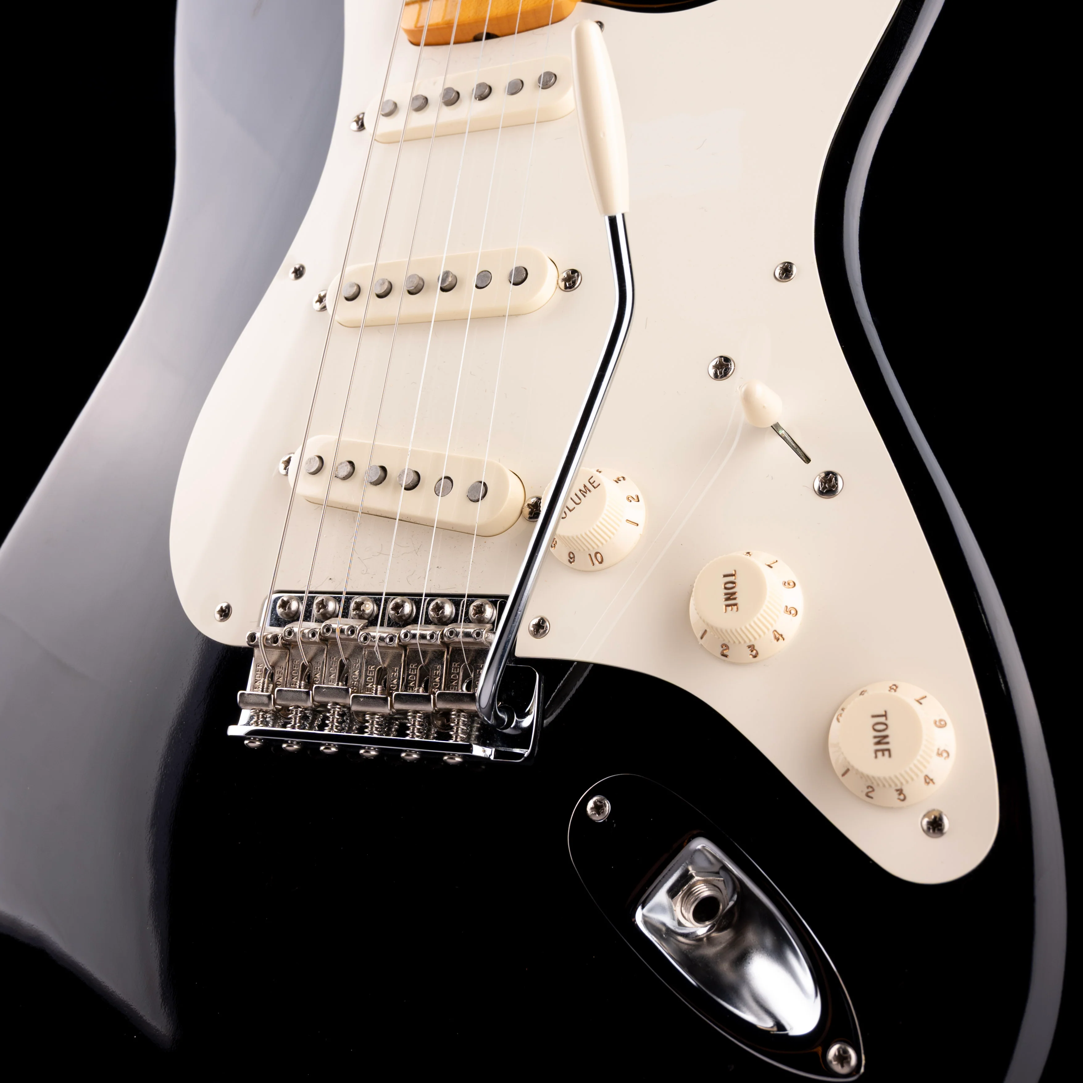Pre Owned 2011 Fender Eric Johnson Stratocaster Black Autographed With OHSC - Image 5