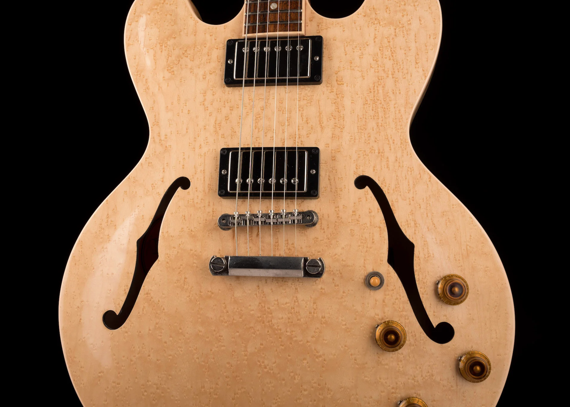 Pre Owned 2011 Gibson Custom Shop Limited Edition ES-335 Birdseye Maple Natural With OHSC - Image 3